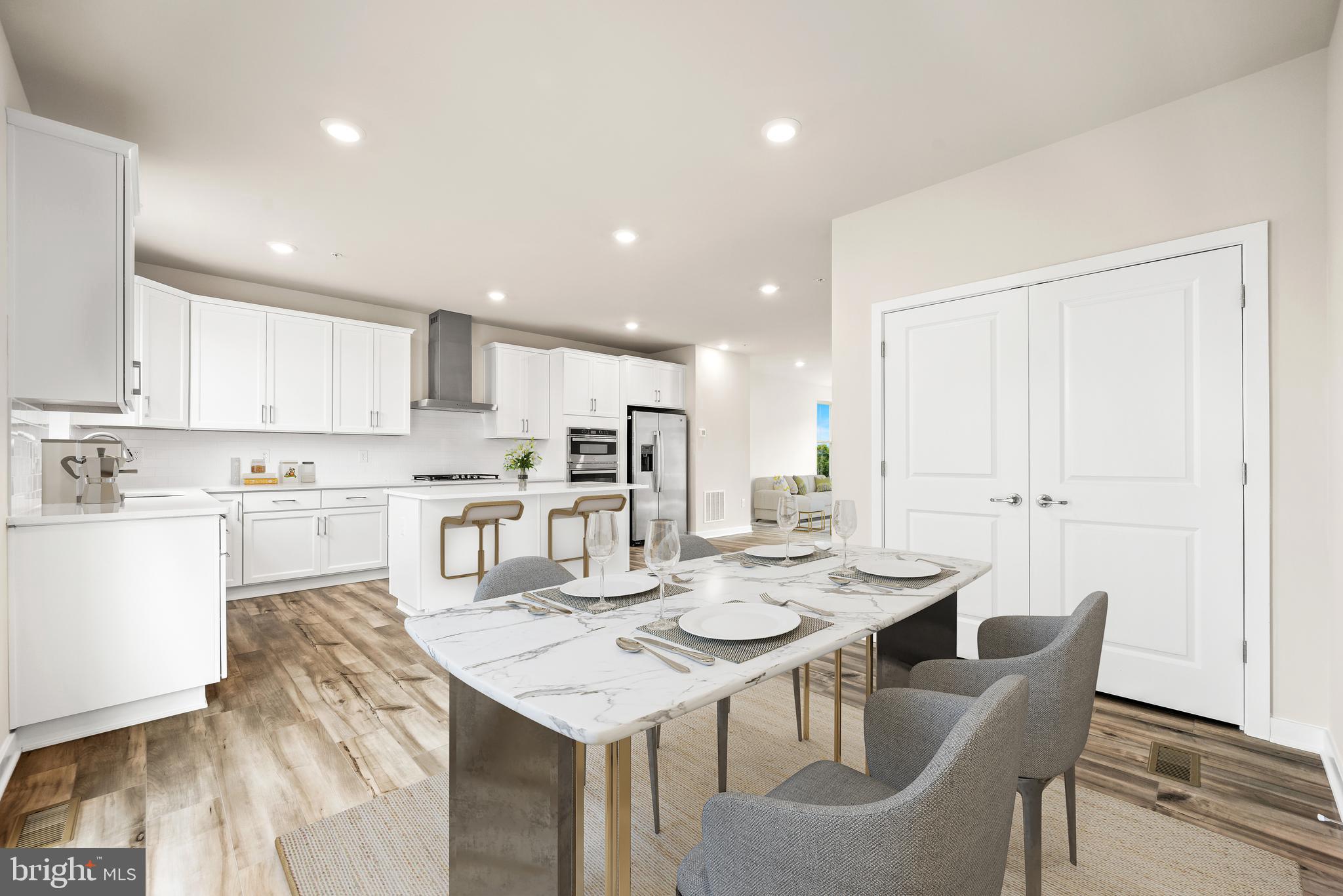 RIVER POINTE - Residential