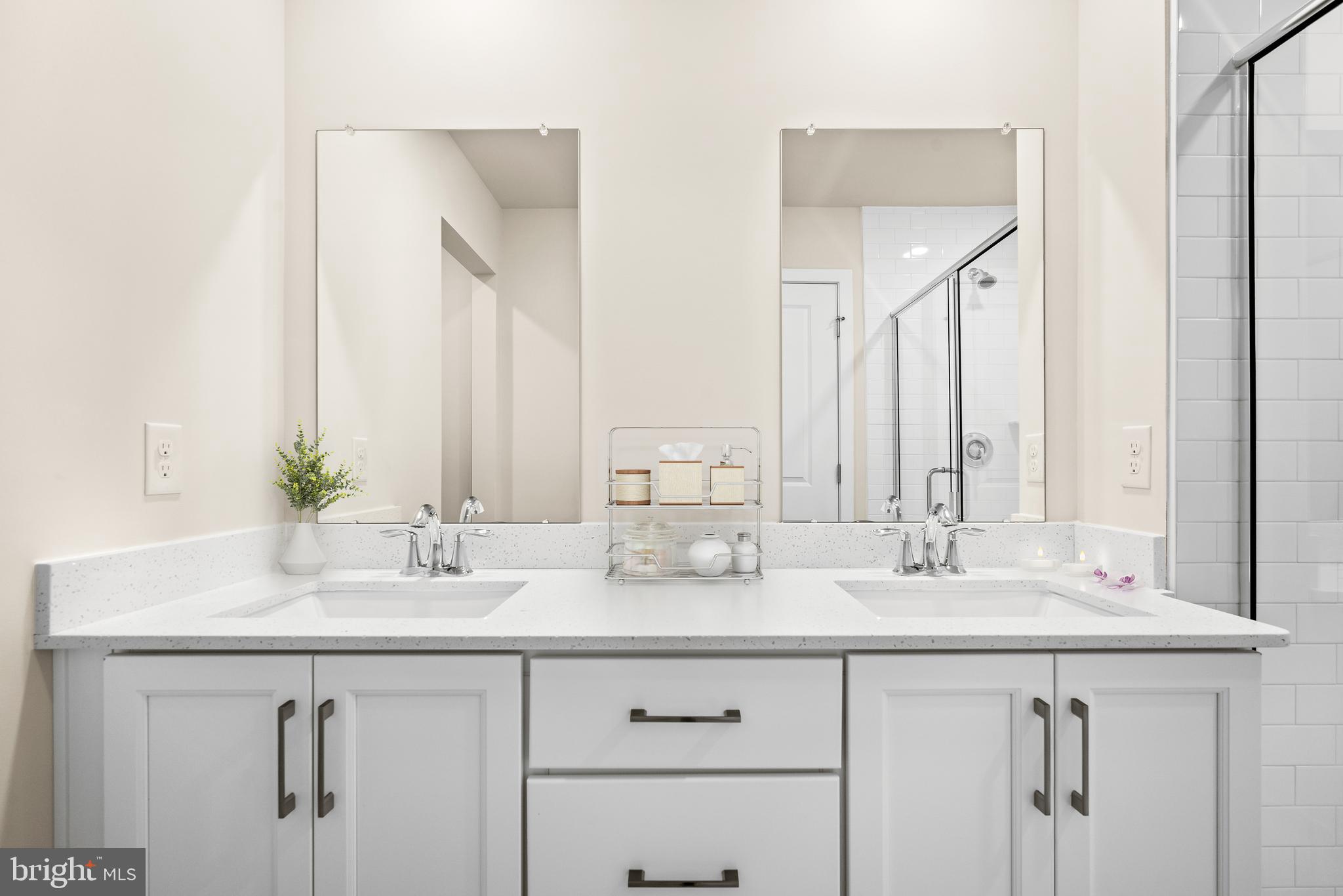 RIVER POINTE - Residential