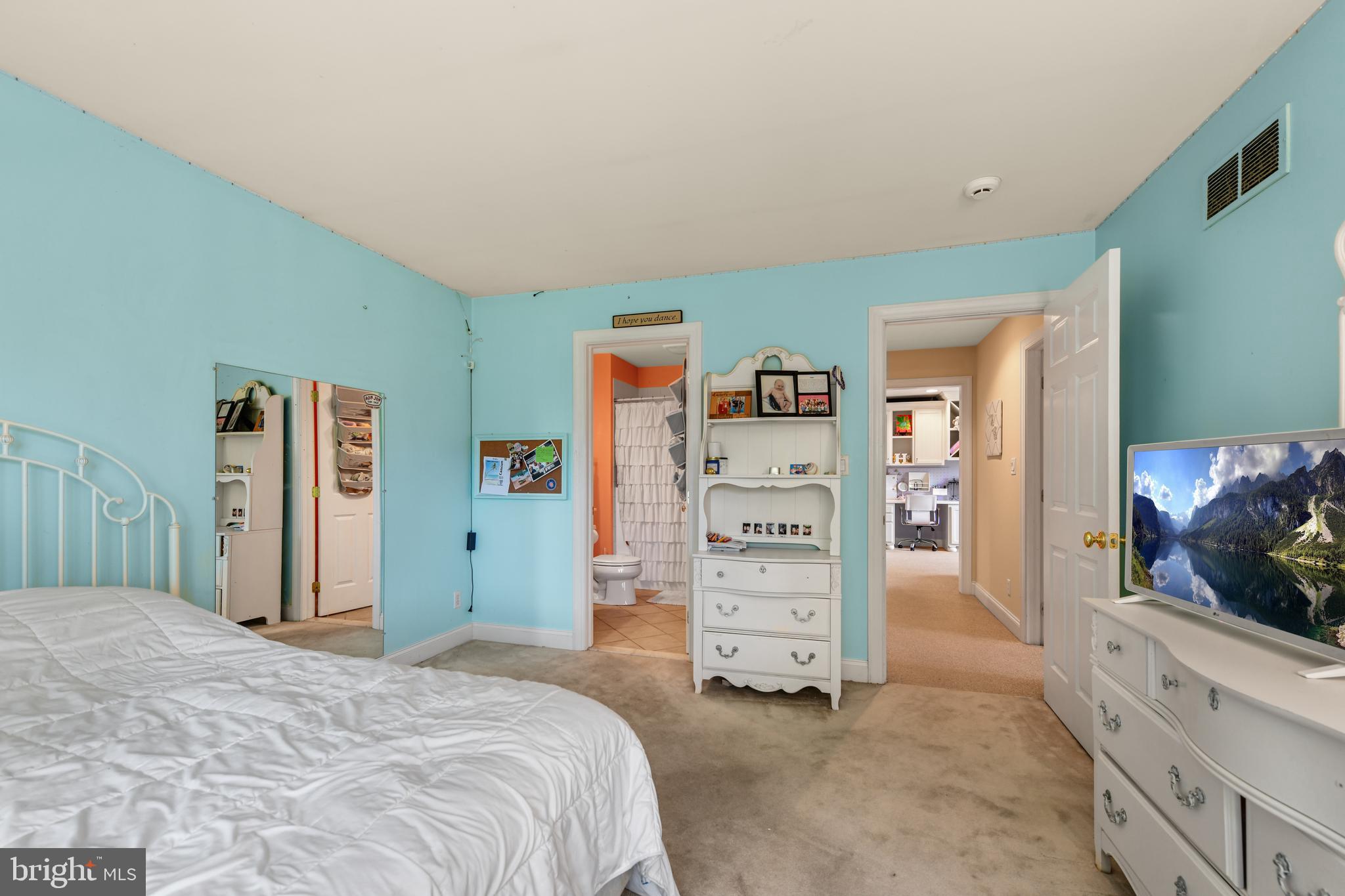 INVERNESS AT SPRIN - Residential