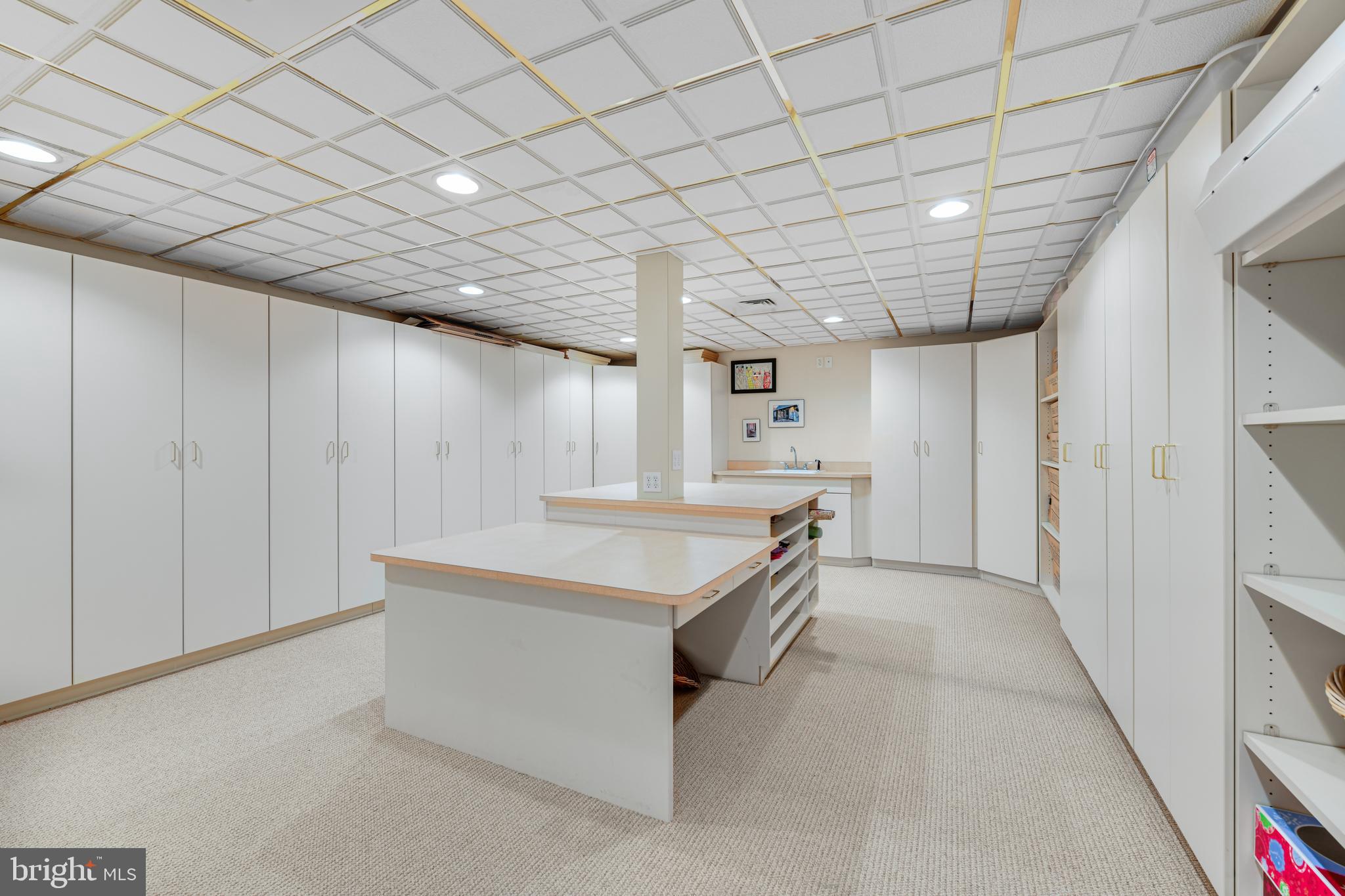 INVERNESS AT SPRIN - Residential