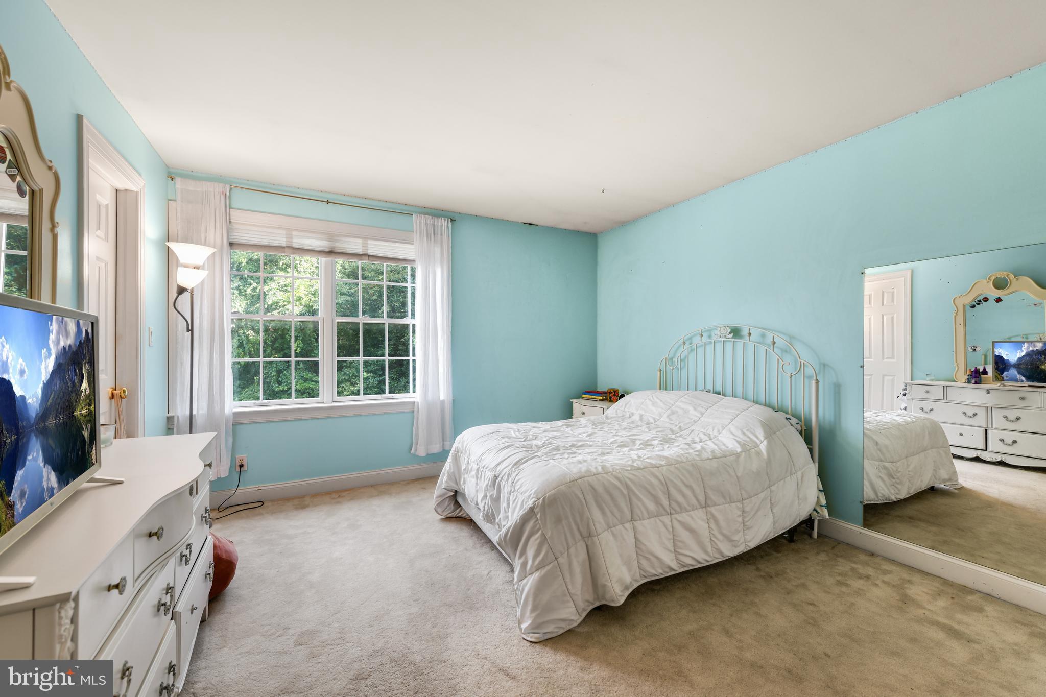 INVERNESS AT SPRIN - Residential