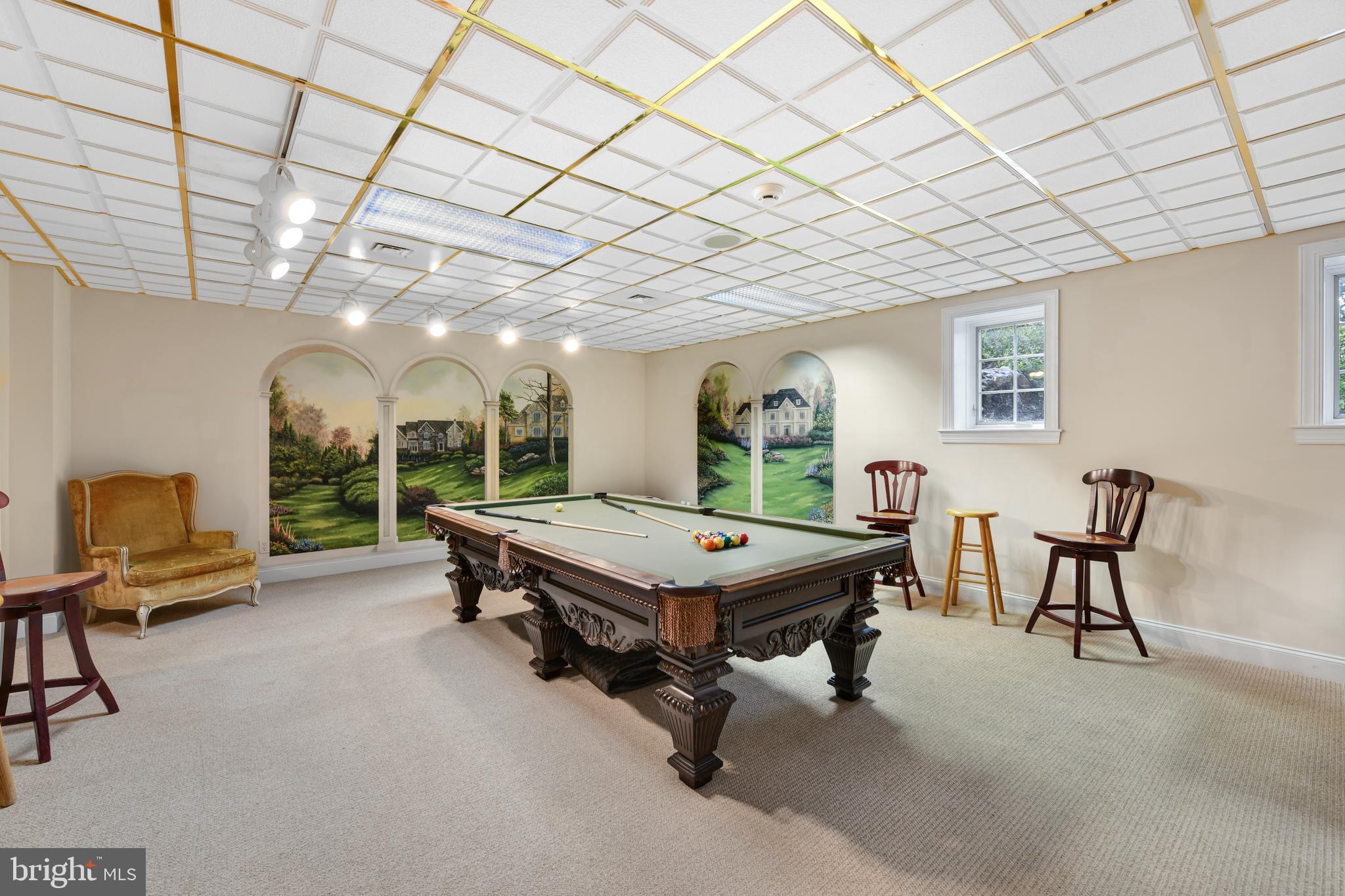 INVERNESS AT SPRIN - Residential