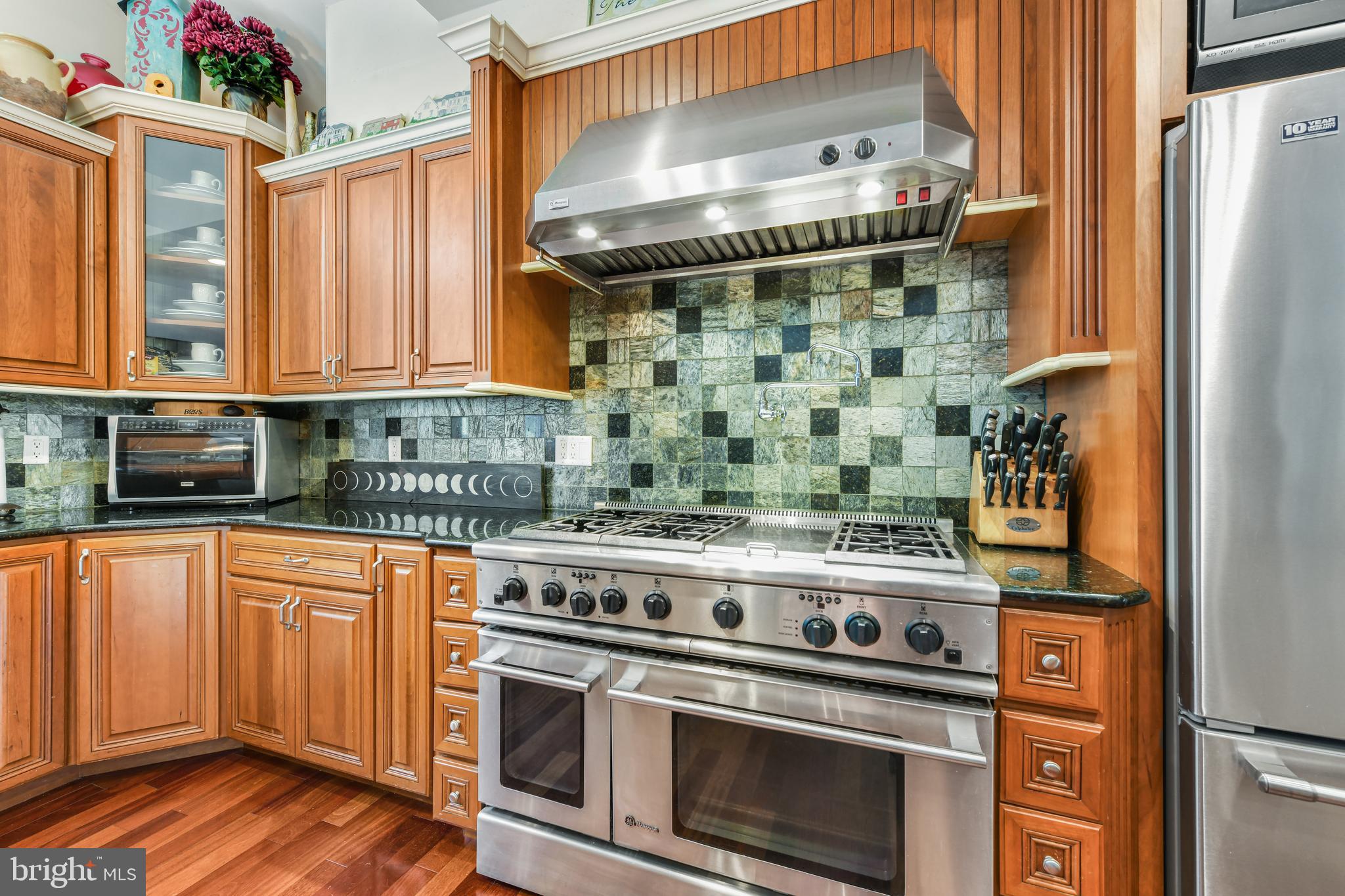 INVERNESS AT SPRIN - Residential