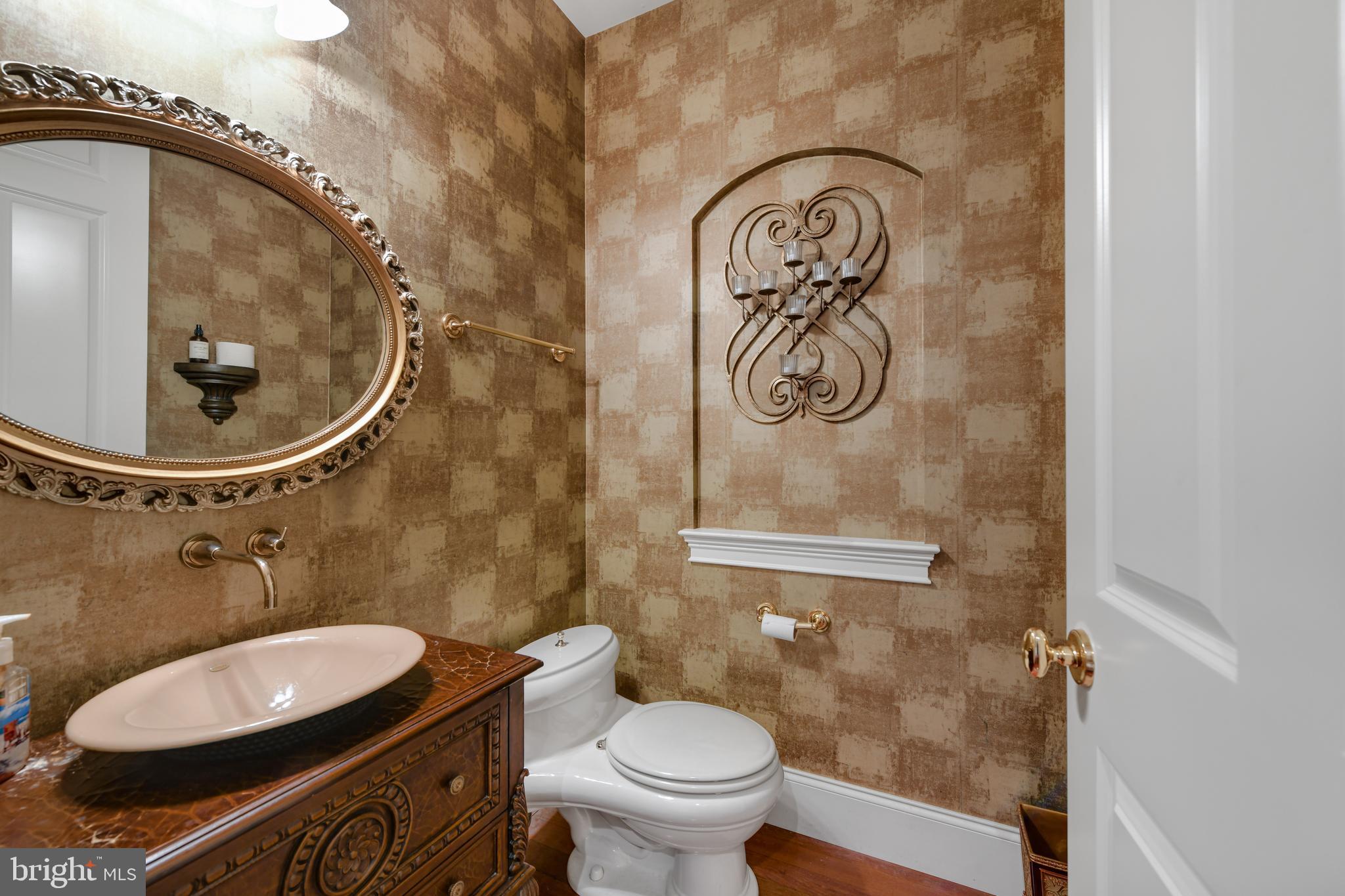 INVERNESS AT SPRIN - Residential