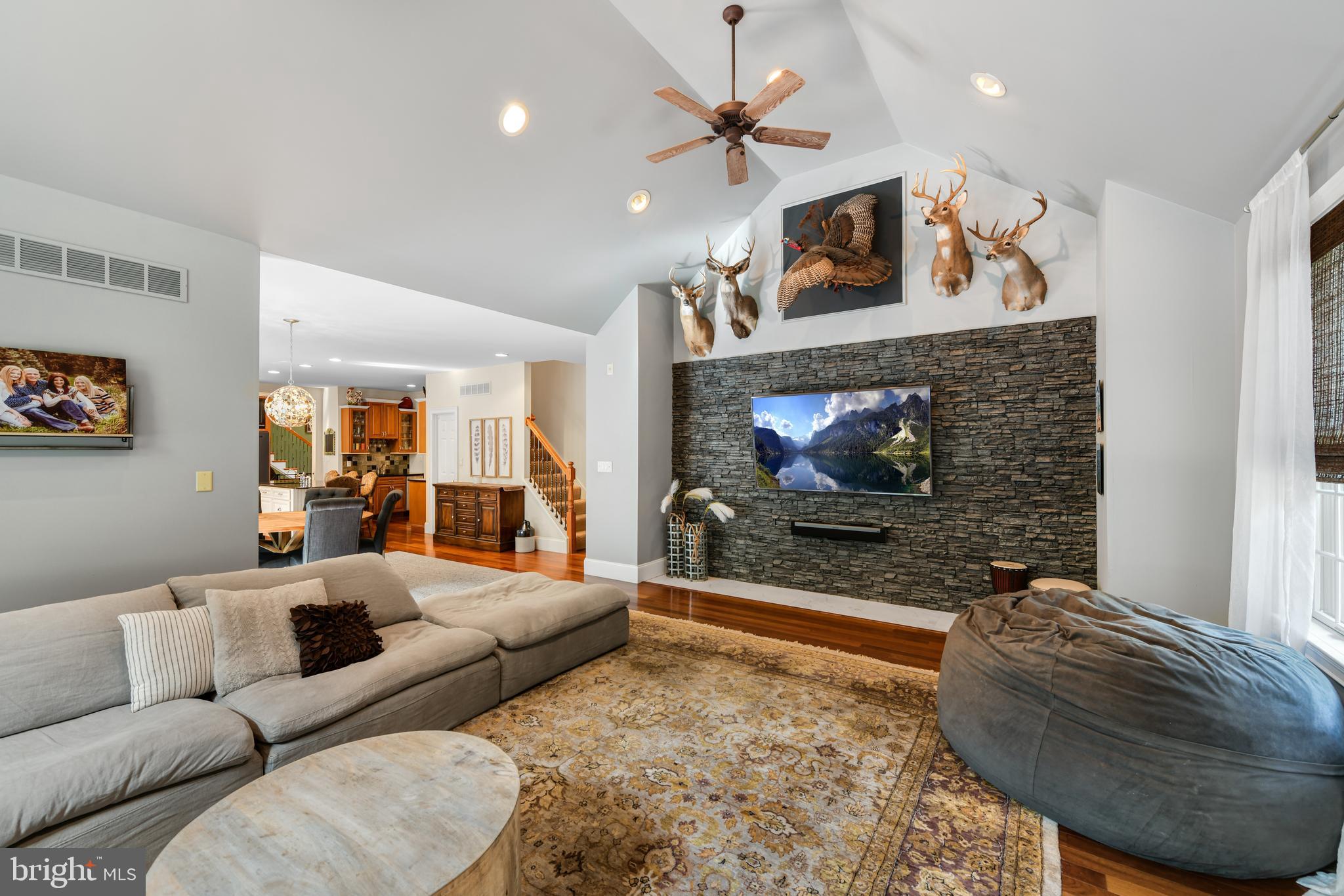 INVERNESS AT SPRIN - Residential