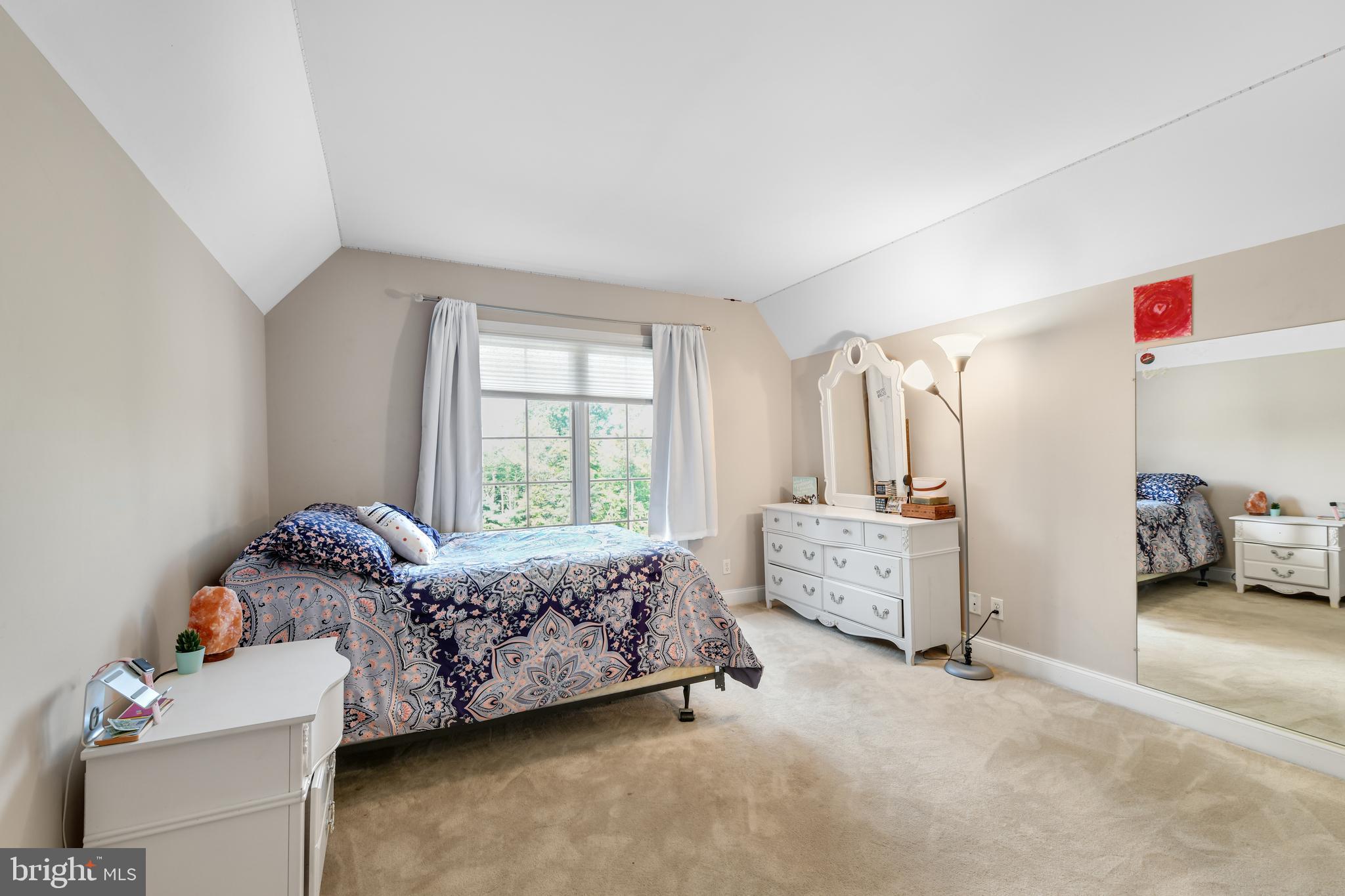 INVERNESS AT SPRIN - Residential