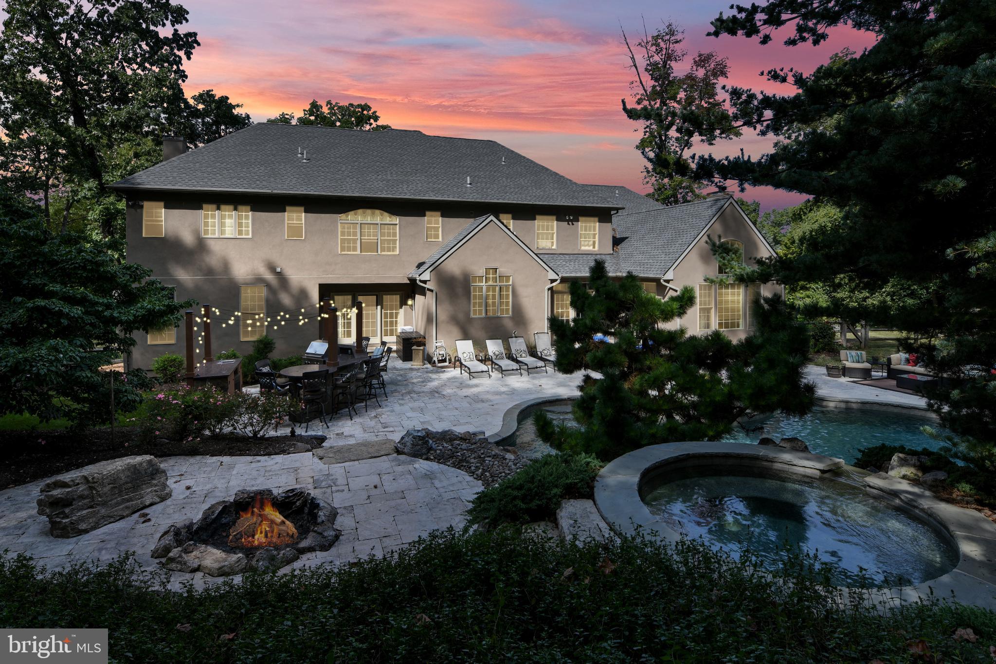 INVERNESS AT SPRIN - Residential