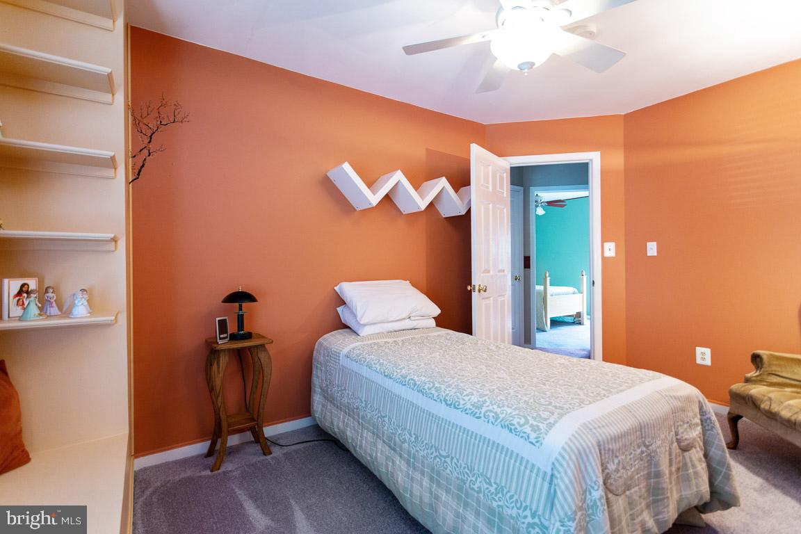 ELDERSBURG - Residential