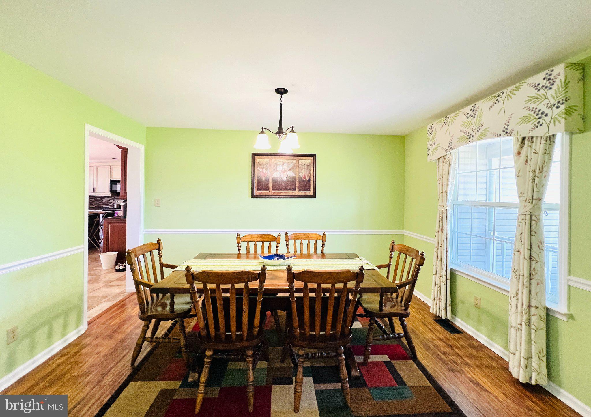 952 VALLEYBROOK ROAD