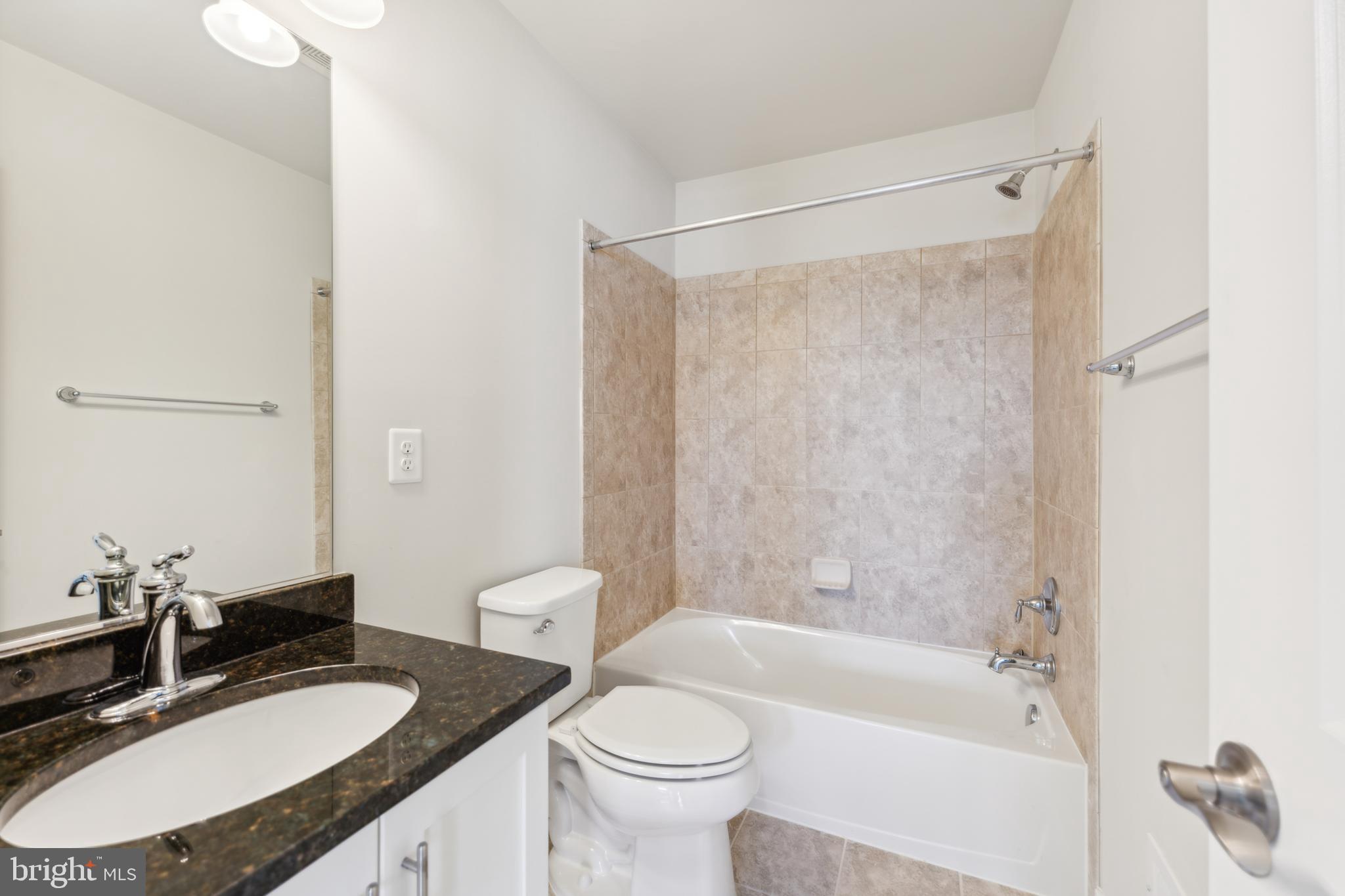 CROWN FARM - Residential