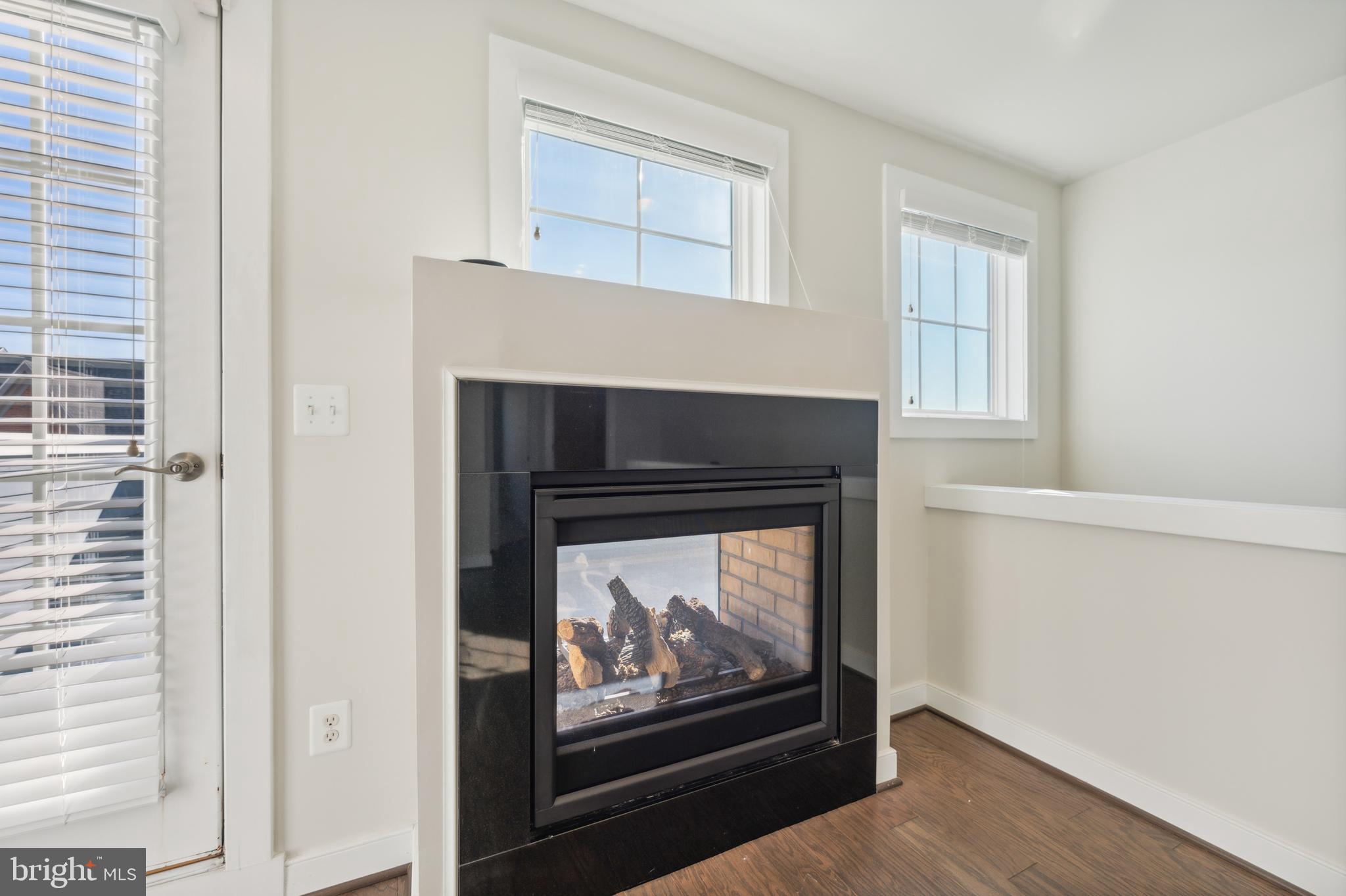 CROWN FARM - Residential