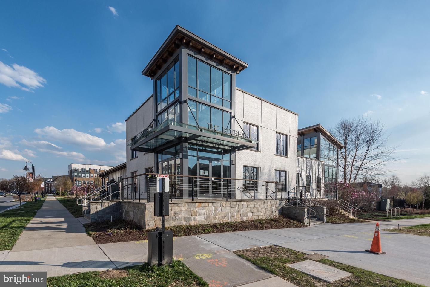 CROWN FARM - Residential