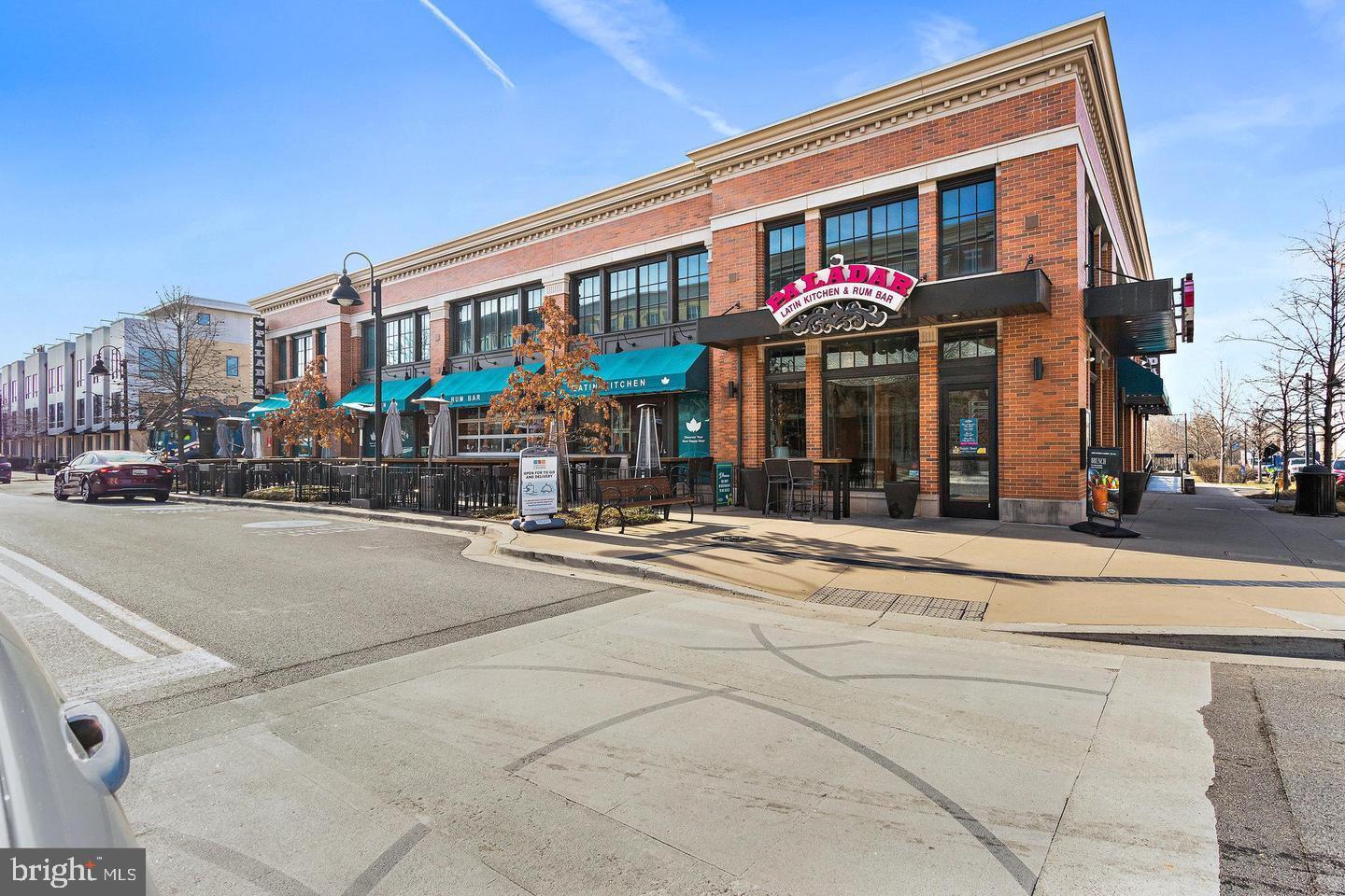 CROWN FARM - Residential