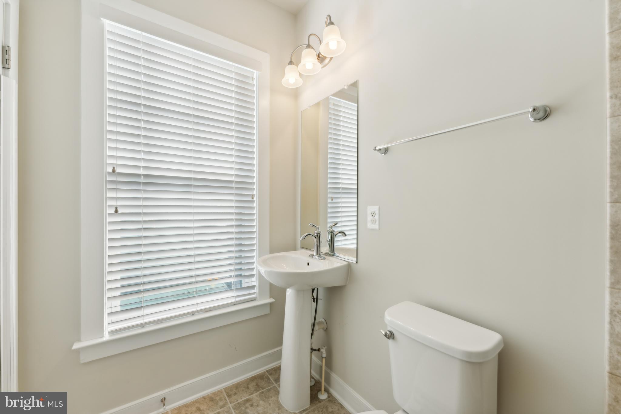 CROWN FARM - Residential