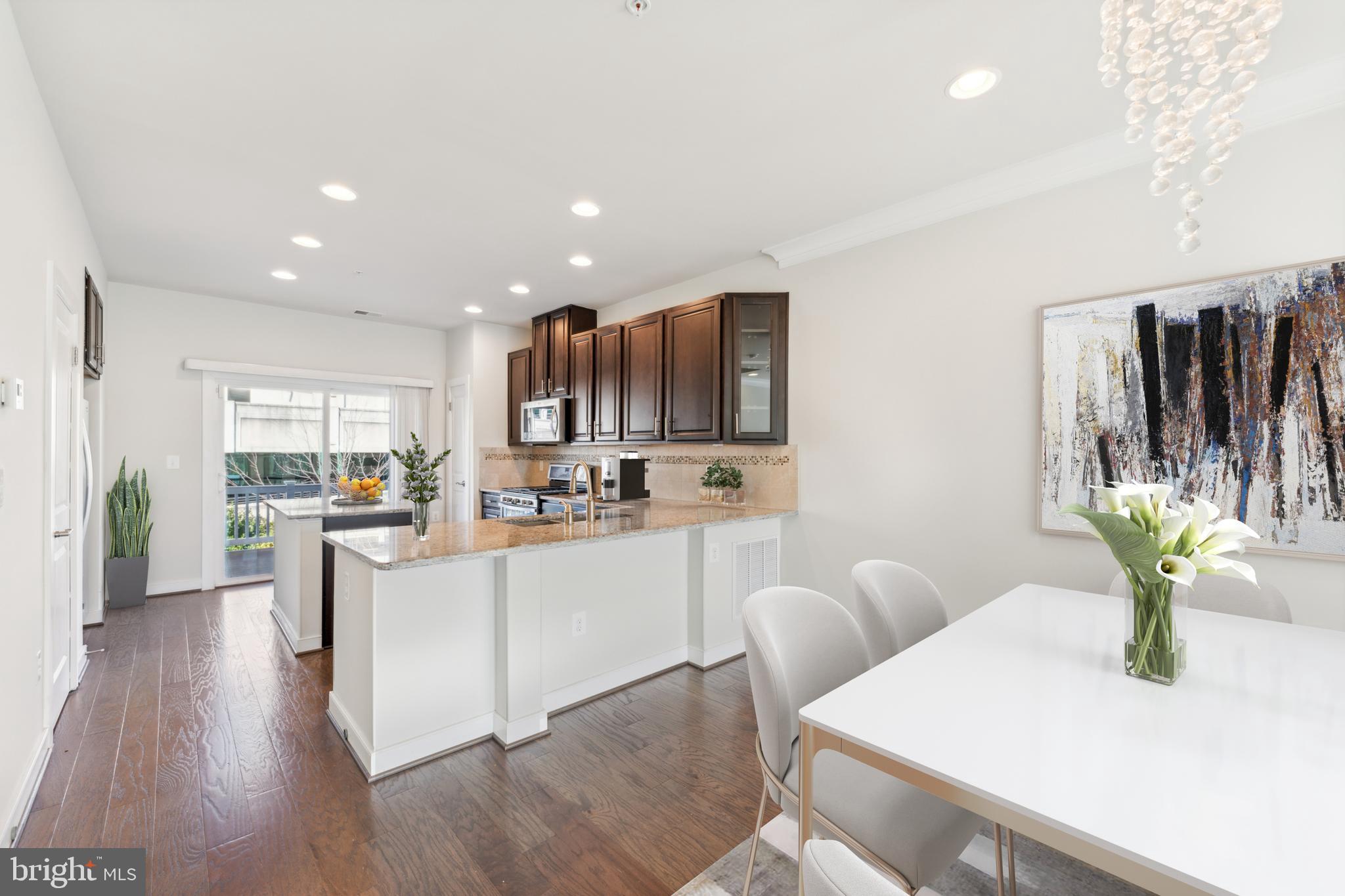 CROWN FARM - Residential