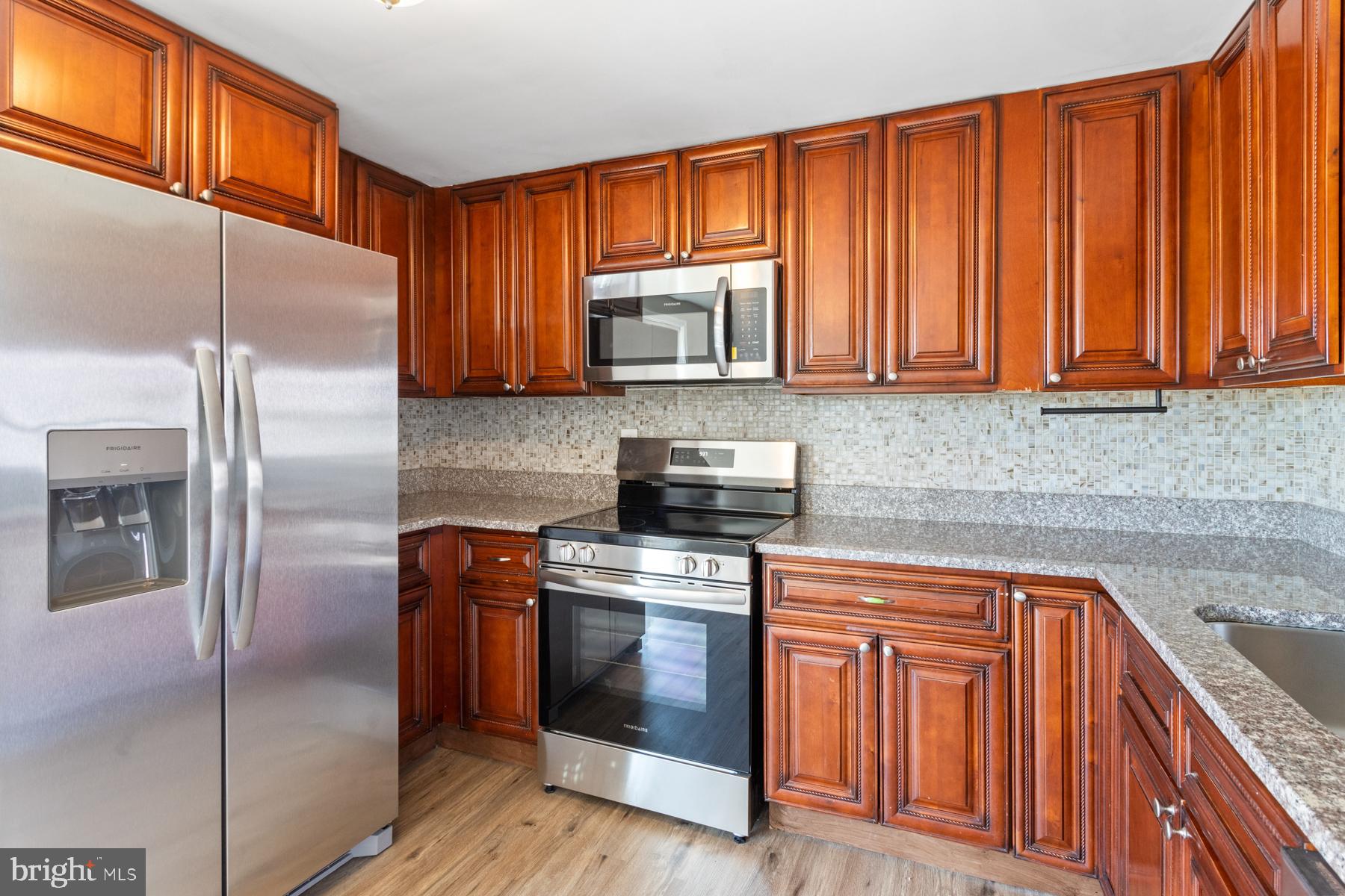 WOODBRIDGE CENTER - Residential Lease