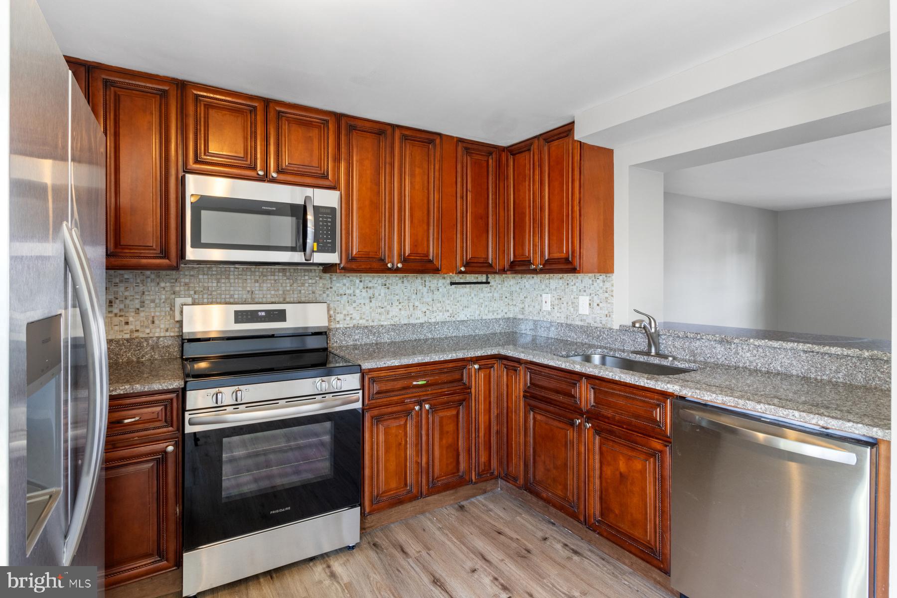 WOODBRIDGE CENTER - Residential Lease