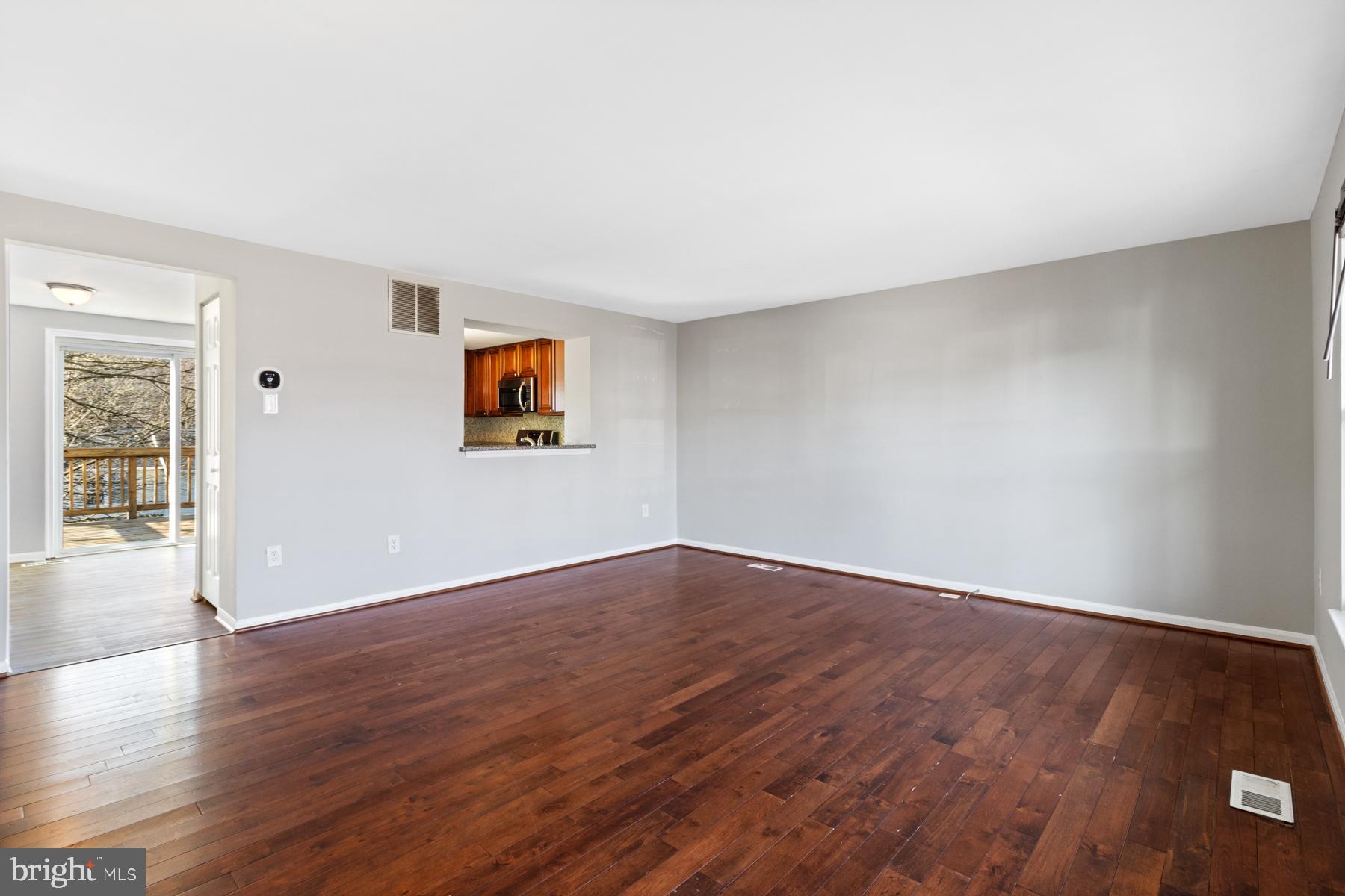 WOODBRIDGE CENTER - Residential Lease