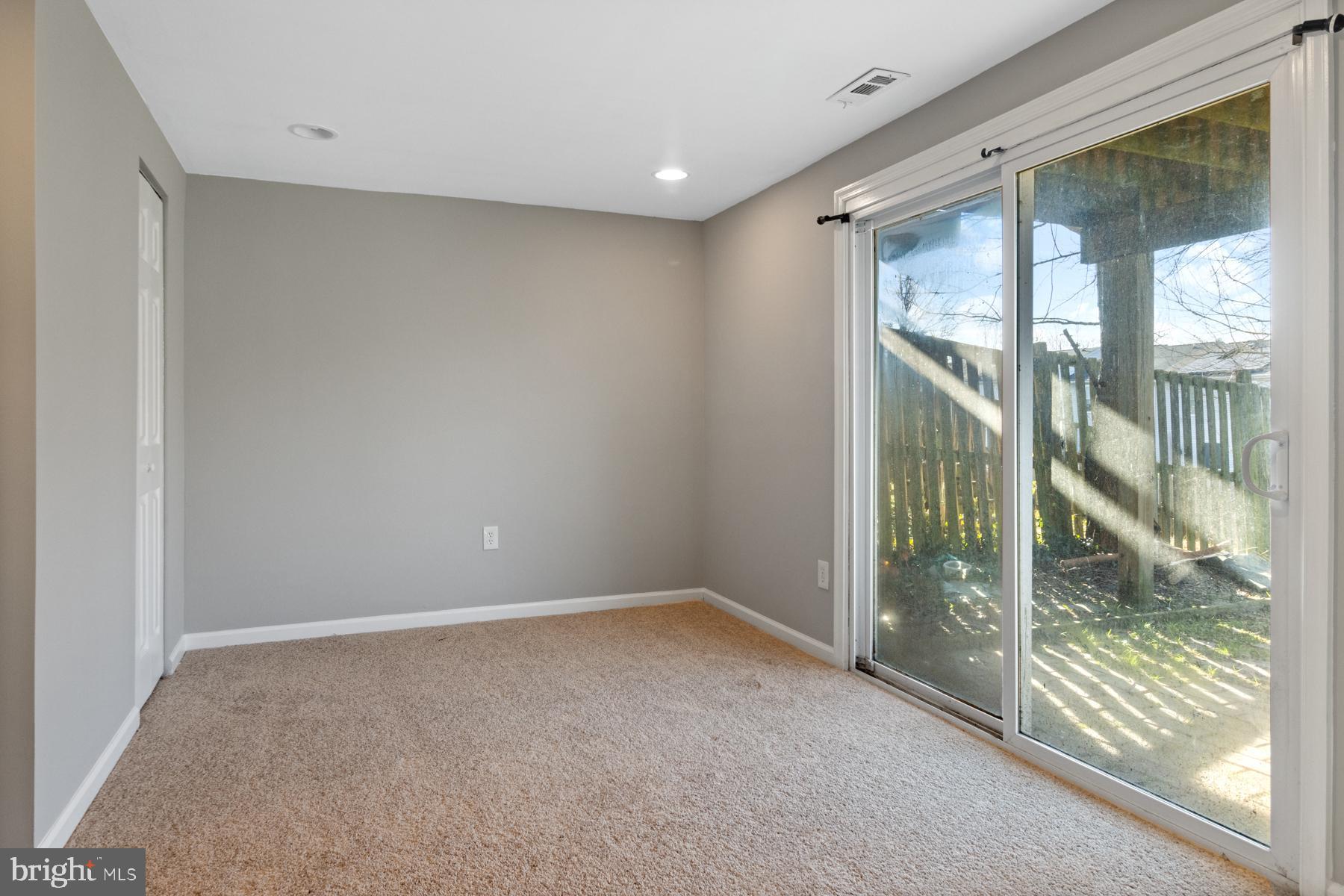 WOODBRIDGE CENTER - Residential Lease