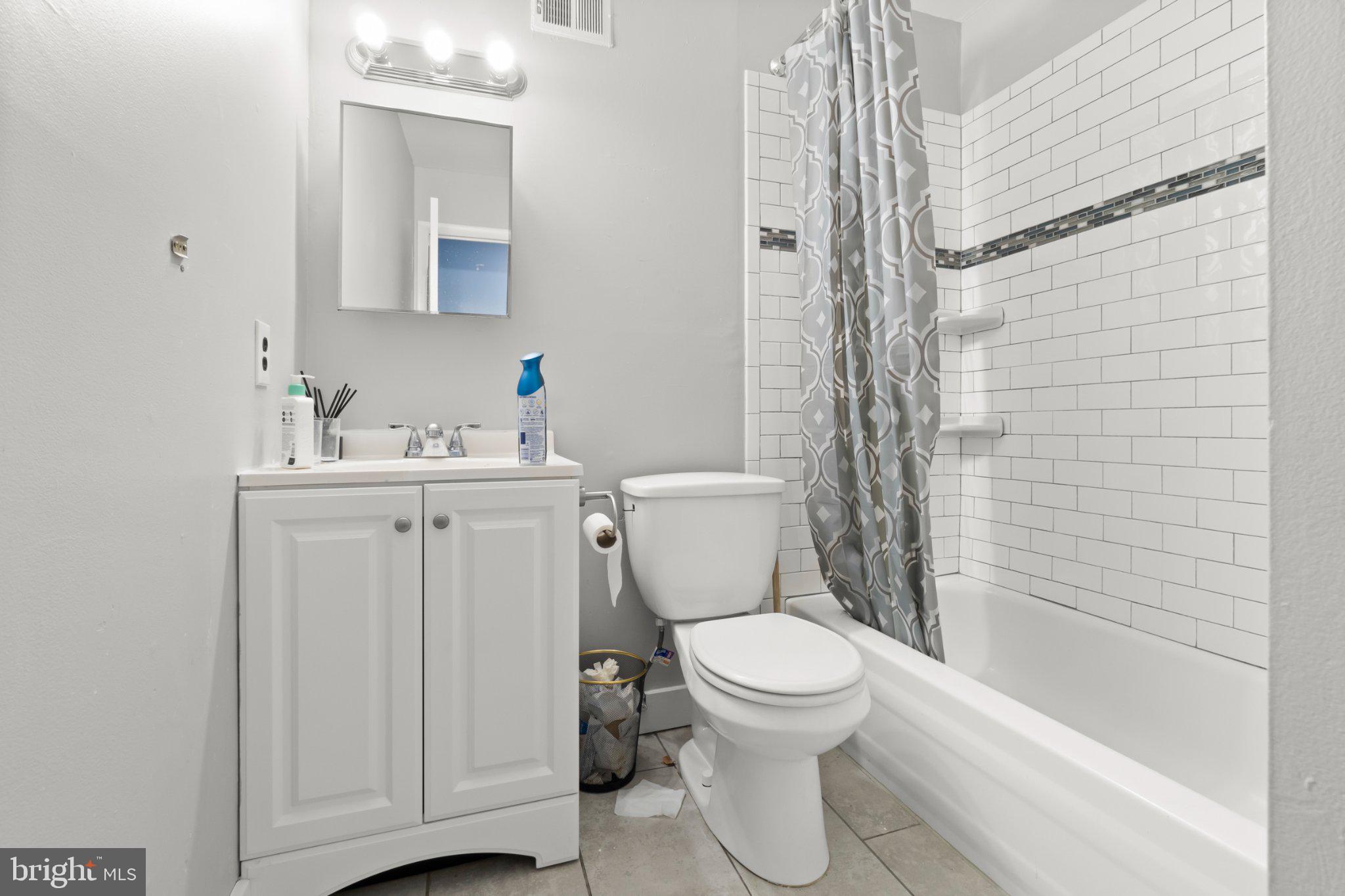 PHILADELPHIA - Residential