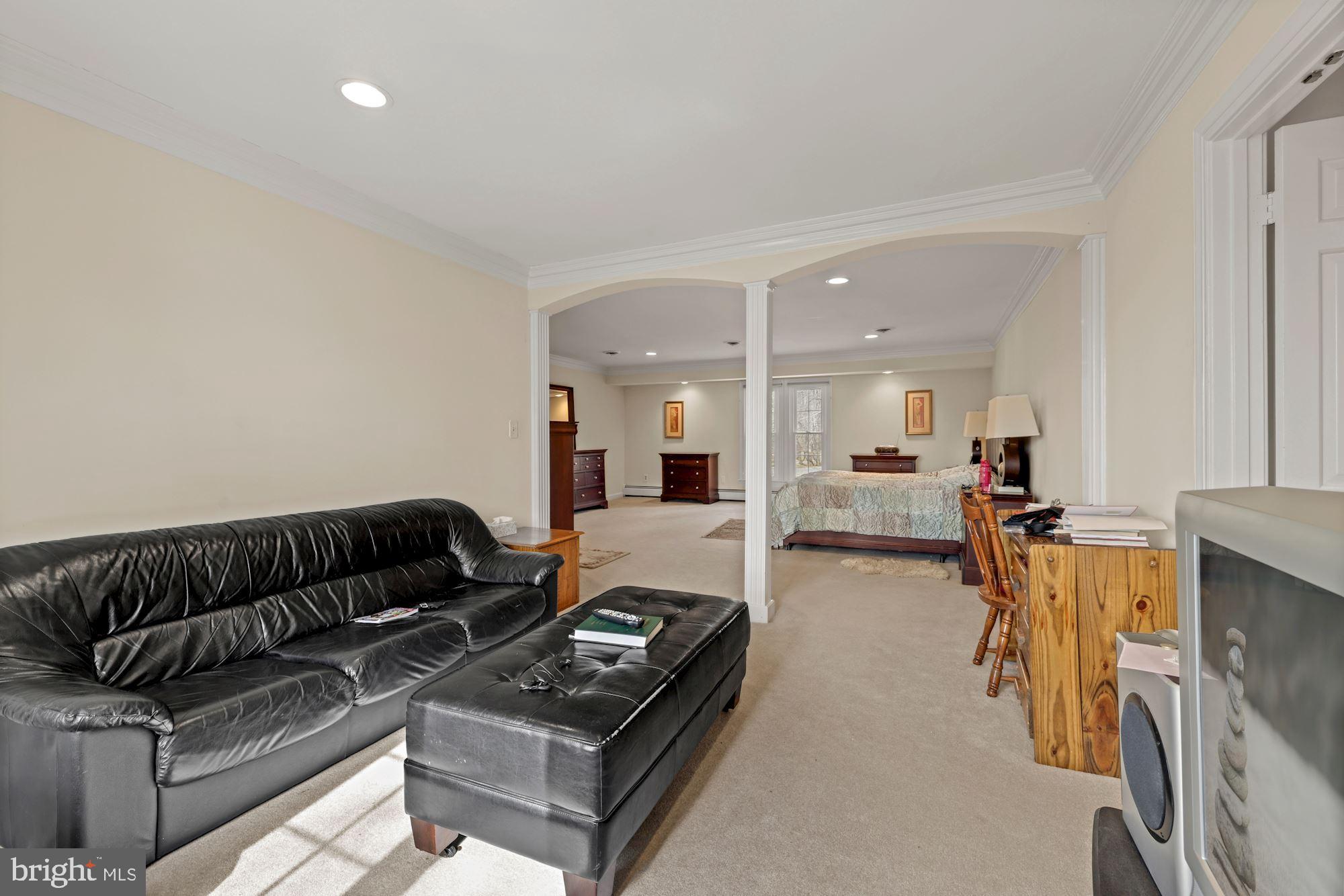 POTOMAC VIEW ESTATES - Residential Lease