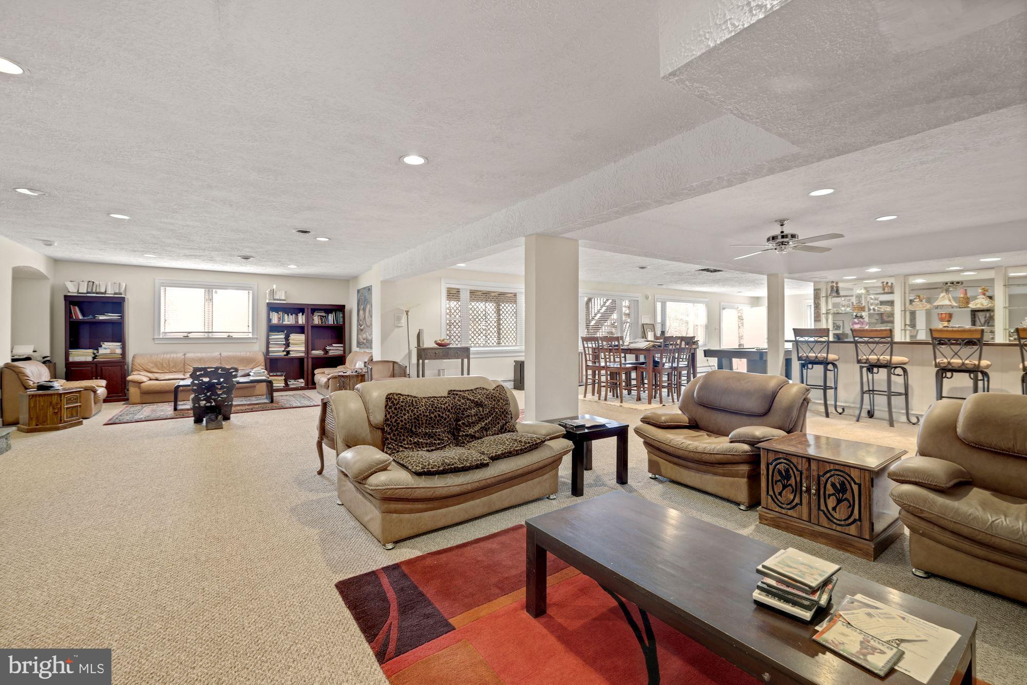 POTOMAC VIEW ESTATES - Residential Lease