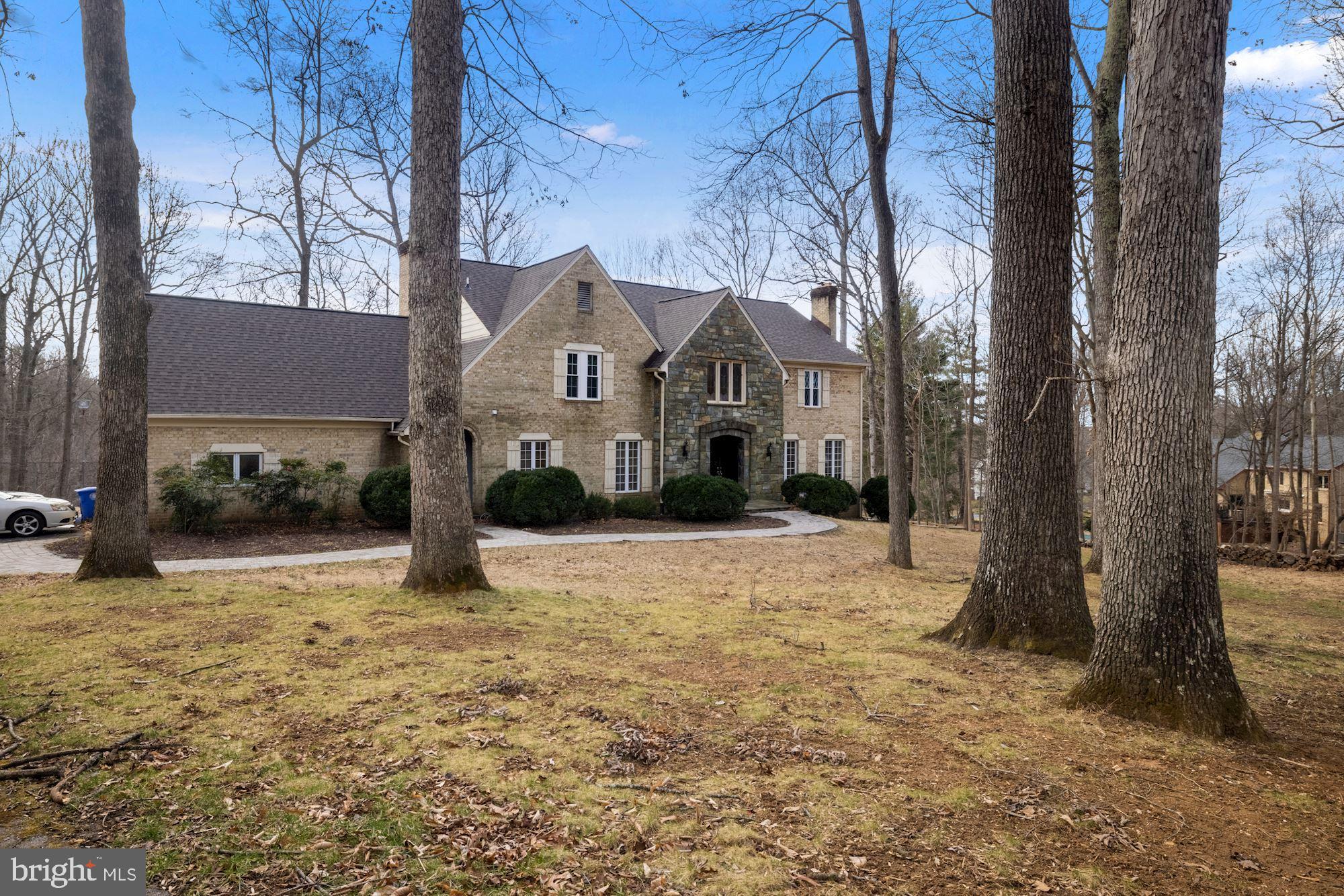 POTOMAC VIEW ESTATES - Residential Lease