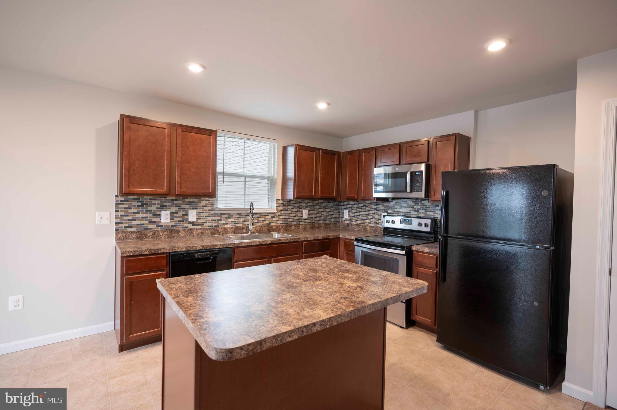 THE VILLAGE AT MIDDLETOWN - Residential