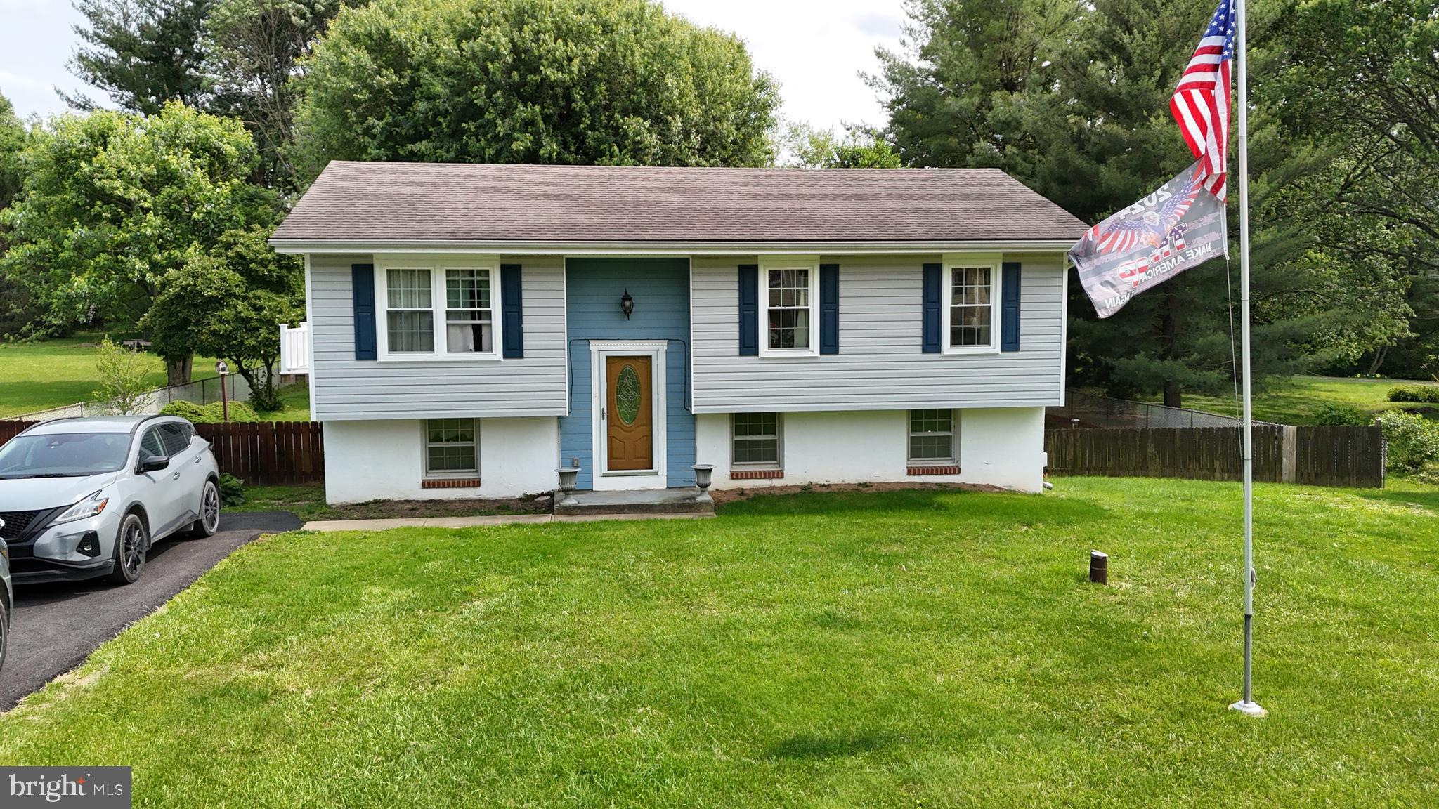 12 THRUWAY DRIVE