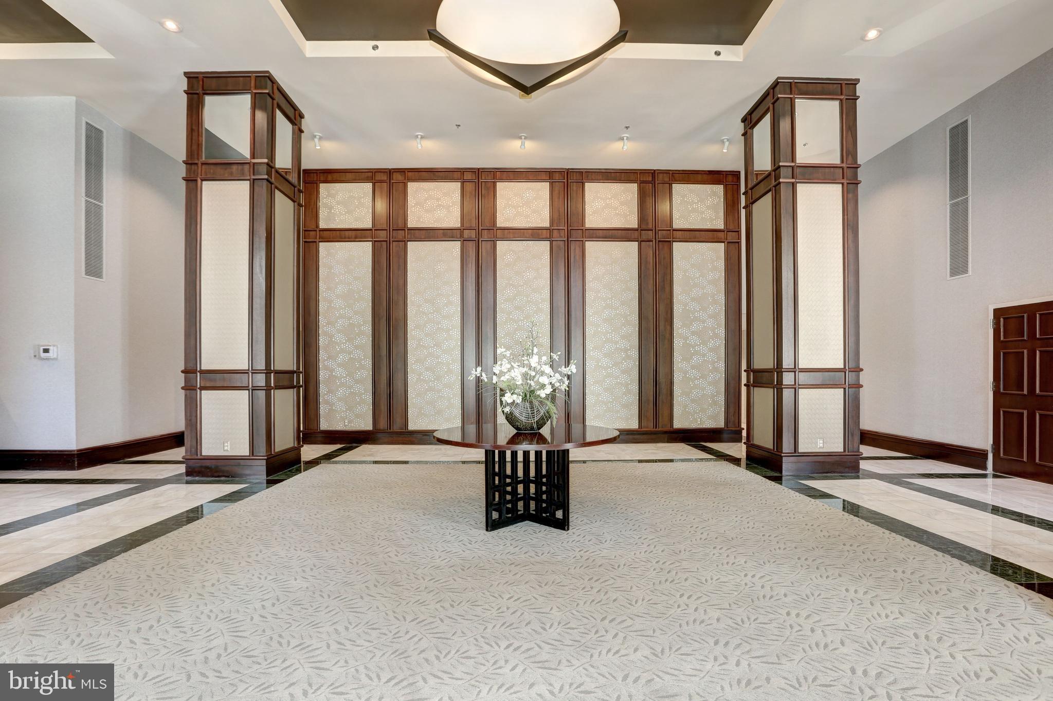 THE WISCONSIN - Residential