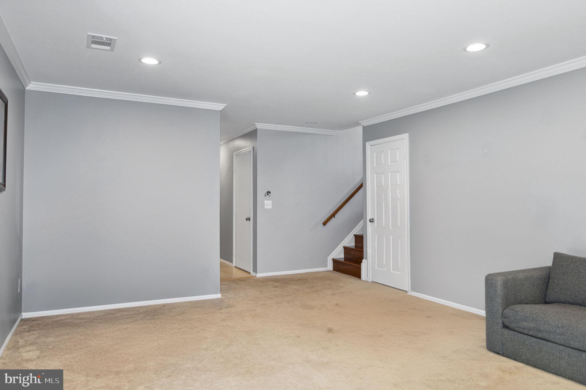 COUNTRYSIDE - Residential