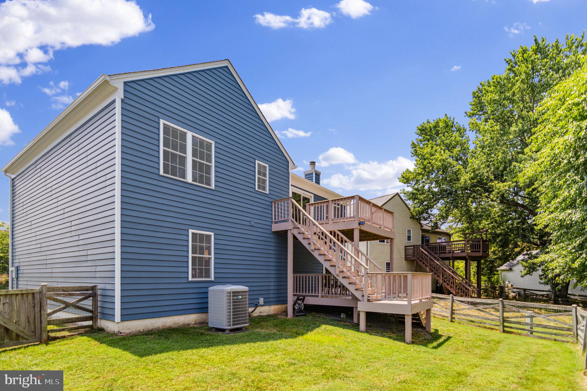 COUNTRYSIDE - Residential