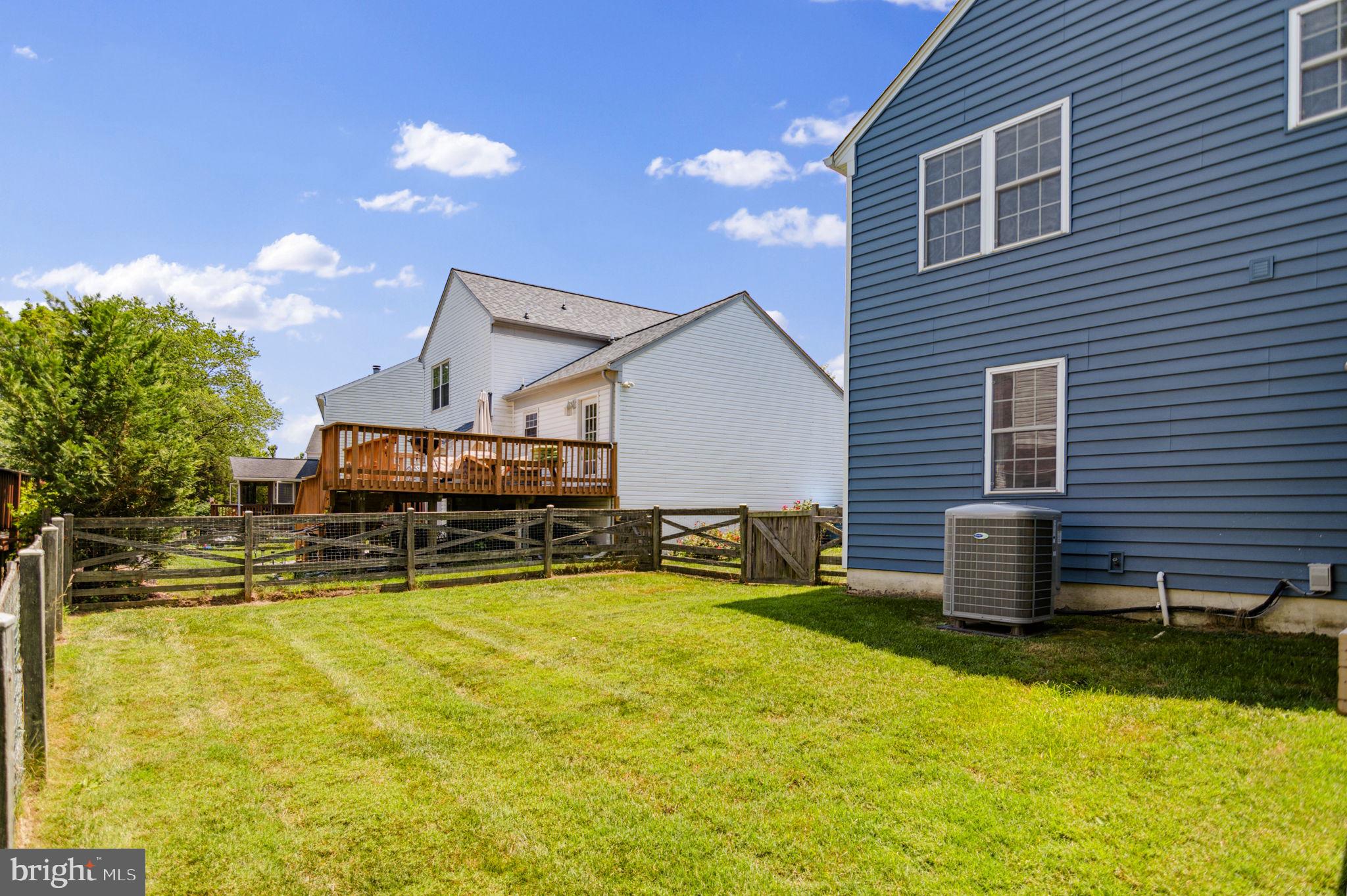 COUNTRYSIDE - Residential