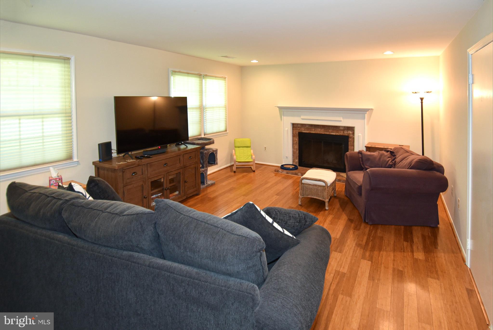 LAKE RIDGE - Residential