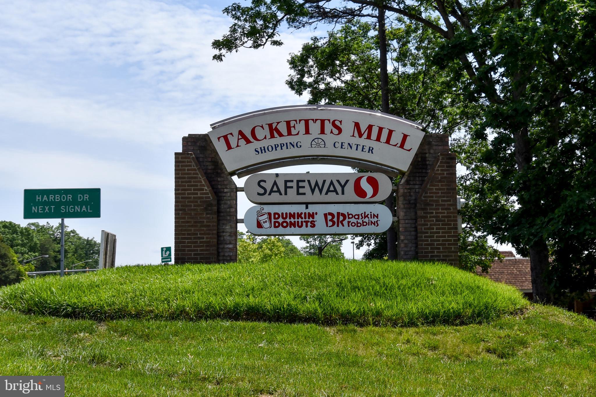 LAKE RIDGE - Residential