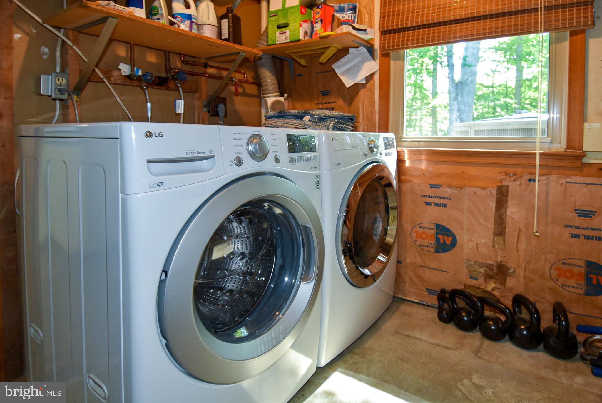 LAKE RIDGE - Residential