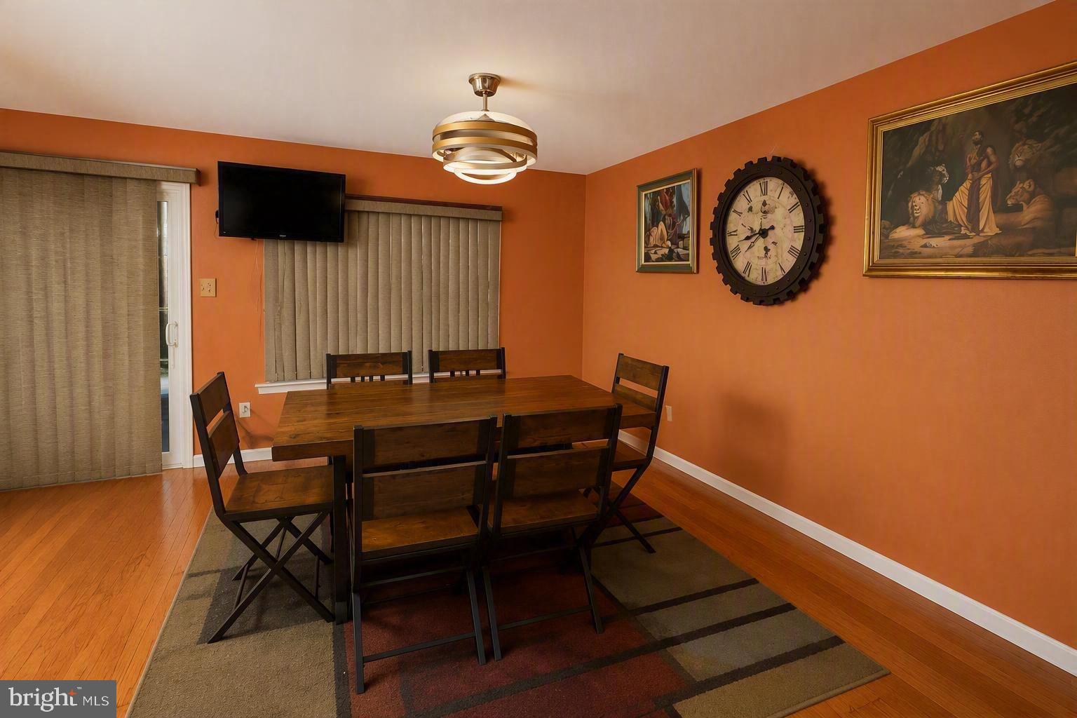 18 ANN MARIE COURT