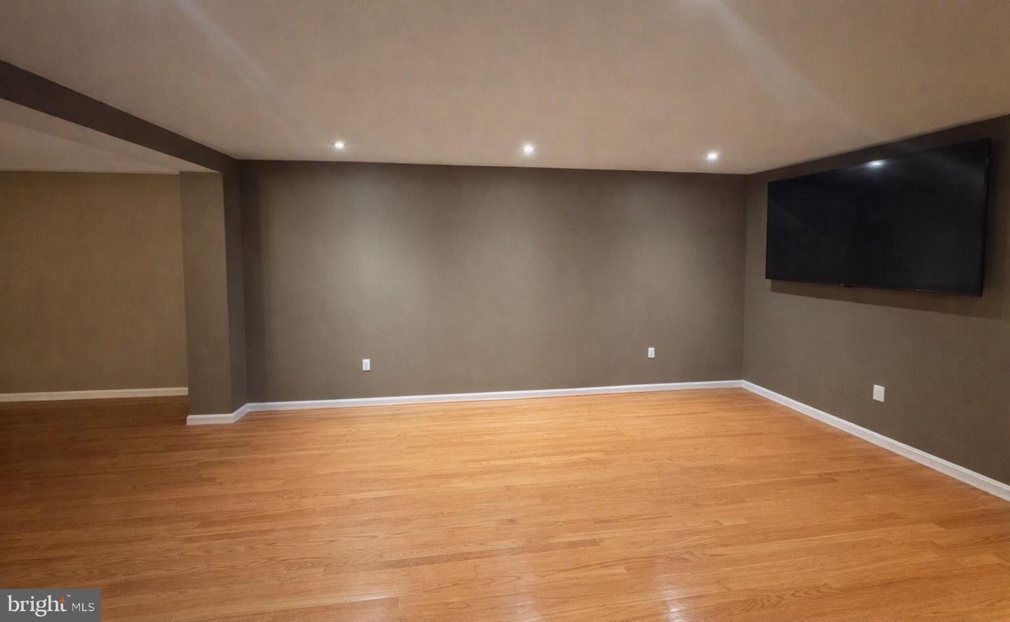 18 ANN MARIE COURT