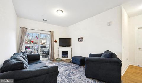 Tiny photo for 600 Harvin Way #612, BROOKHAVEN, PA 19015 (MLS # PADE2106548)