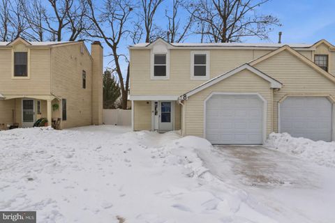 Photo of 8 Ark Court, SEWELL, NJ 08080 (MLS # NJGL2069186)