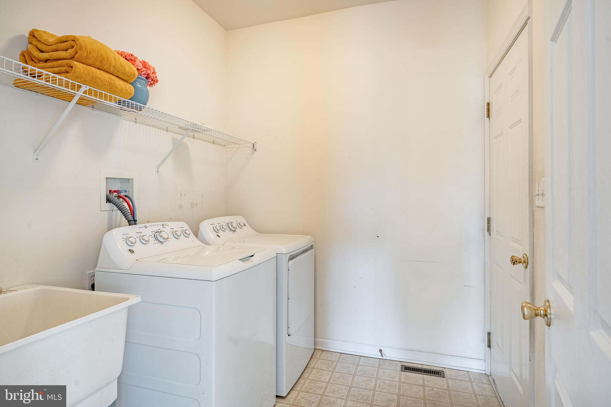 WILTSHIRE AT OXFORD - Residential