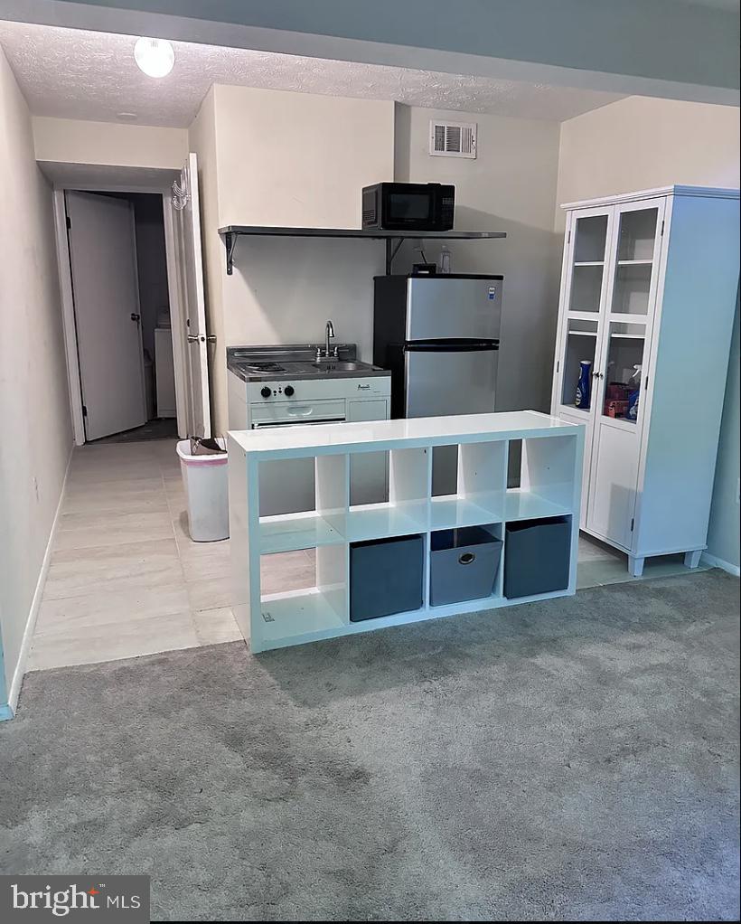 GREENCASTLE MANOR - Residential Lease