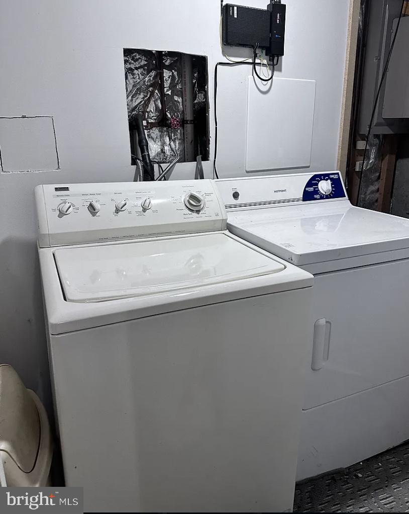 GREENCASTLE MANOR - Residential Lease