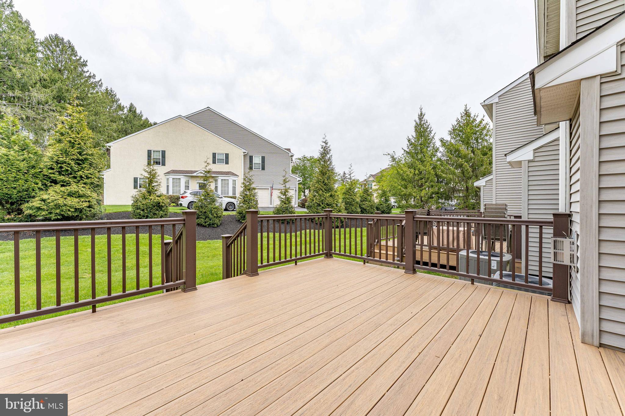 WILLISTOWN CHASE - Residential