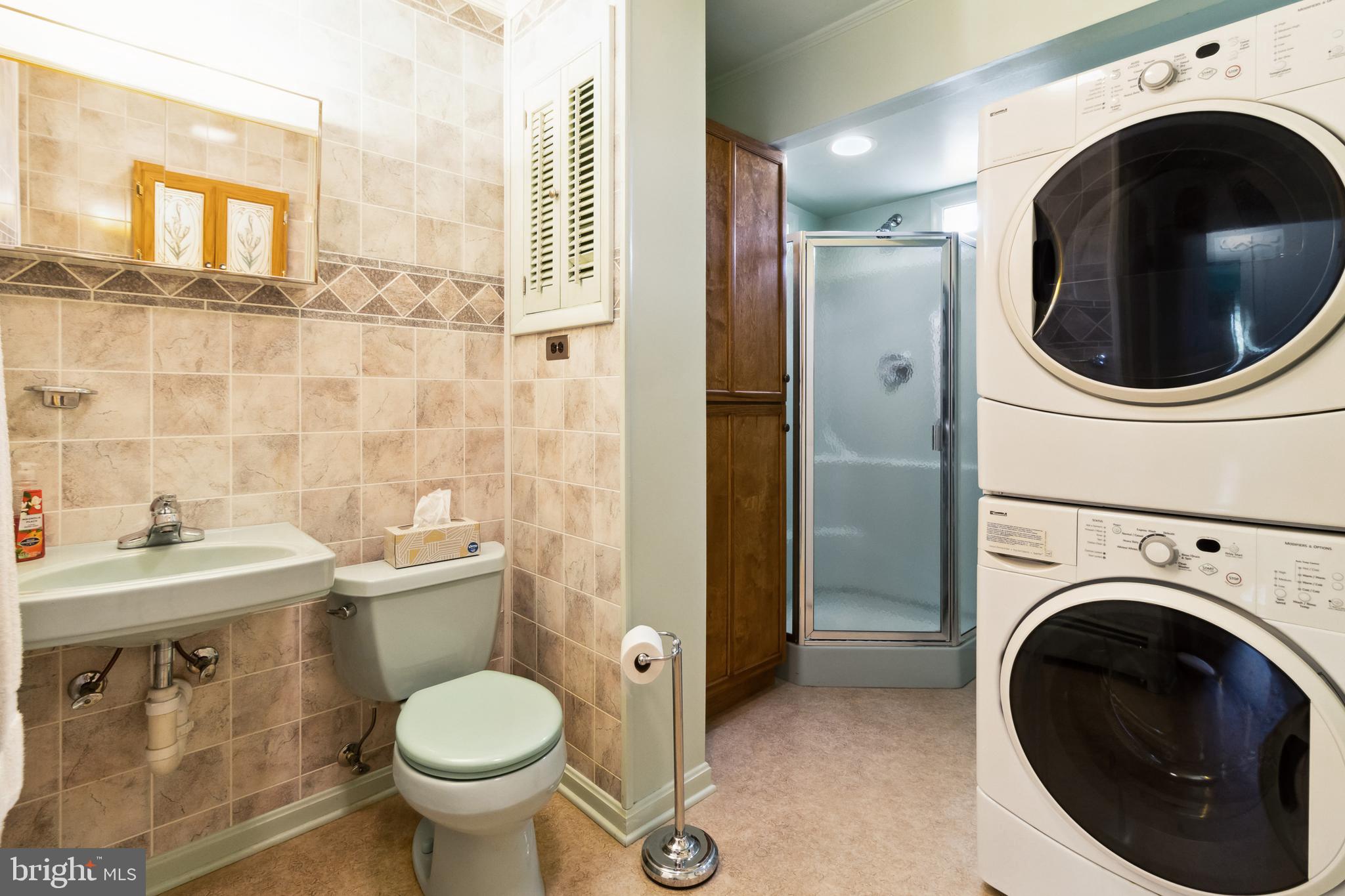 THE HEMLOCKS - Residential