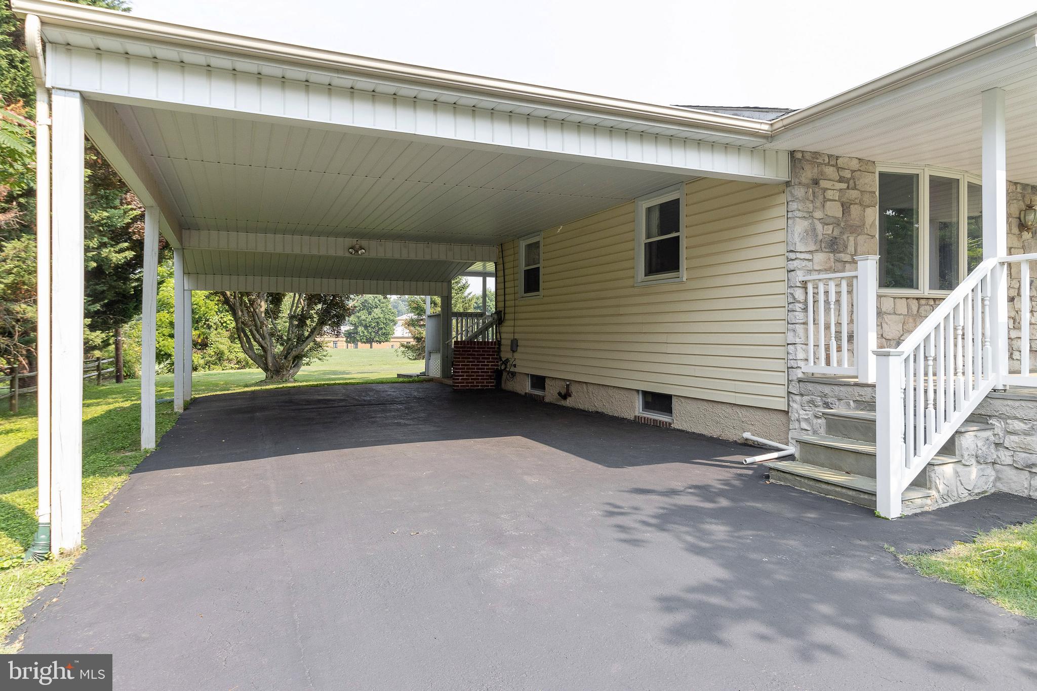 THE HEMLOCKS - Residential