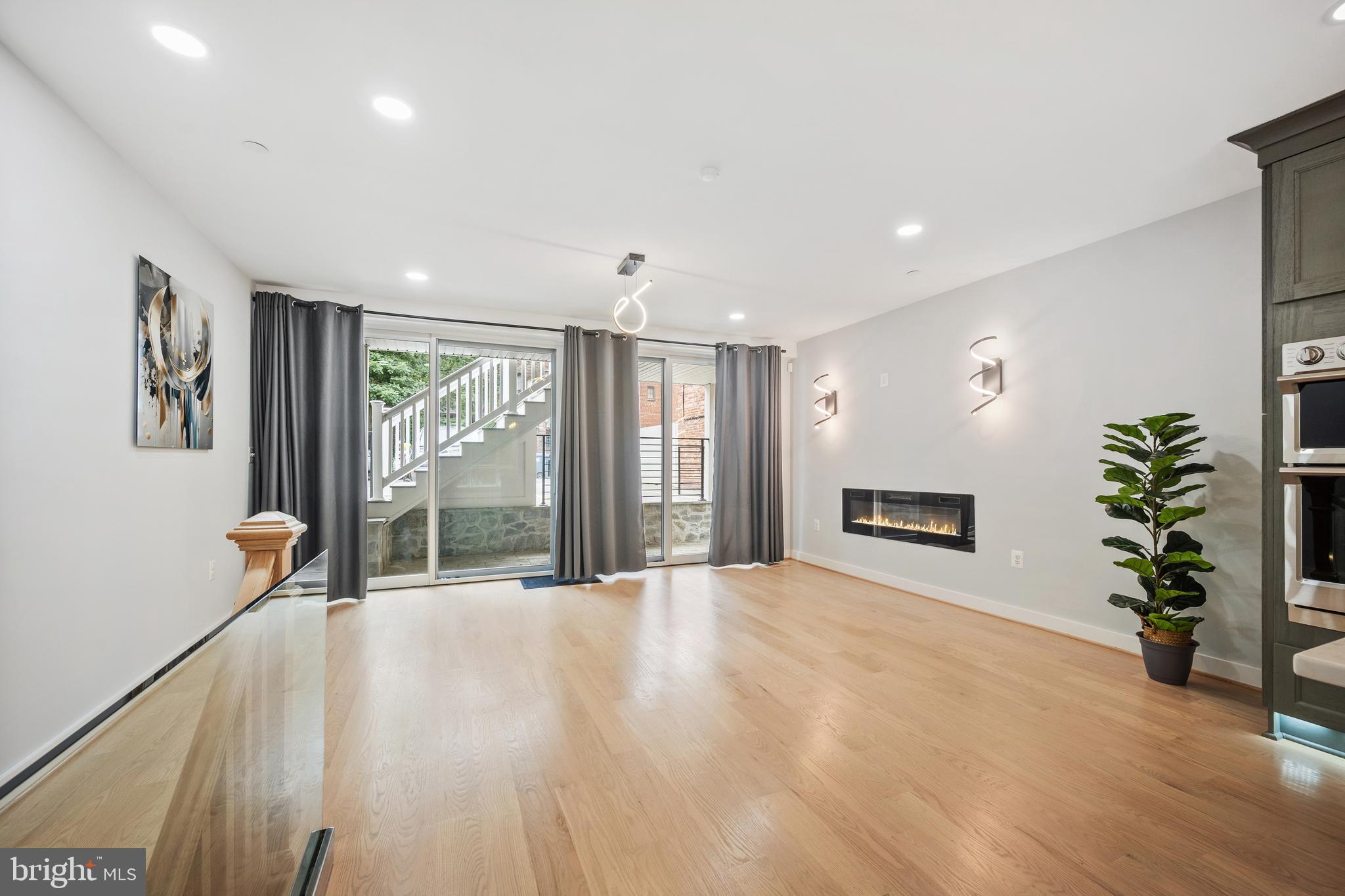 424 MISSOURI AVENUE NW 2