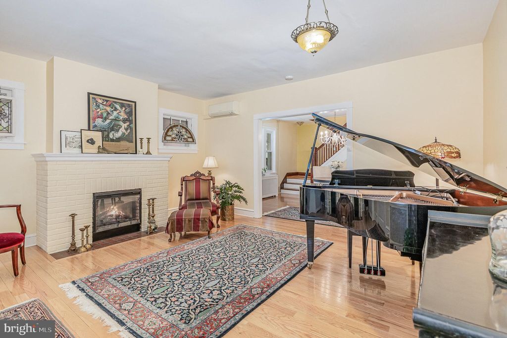 Photo of 825 W Walnut Street, LANCASTER, PA 17603 (MLS # PALA2065132)