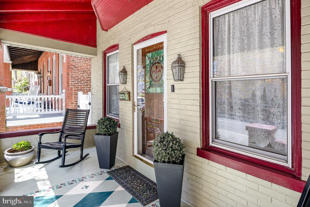 Photo of 825 W Walnut Street, LANCASTER, PA 17603 (MLS # PALA2065132)