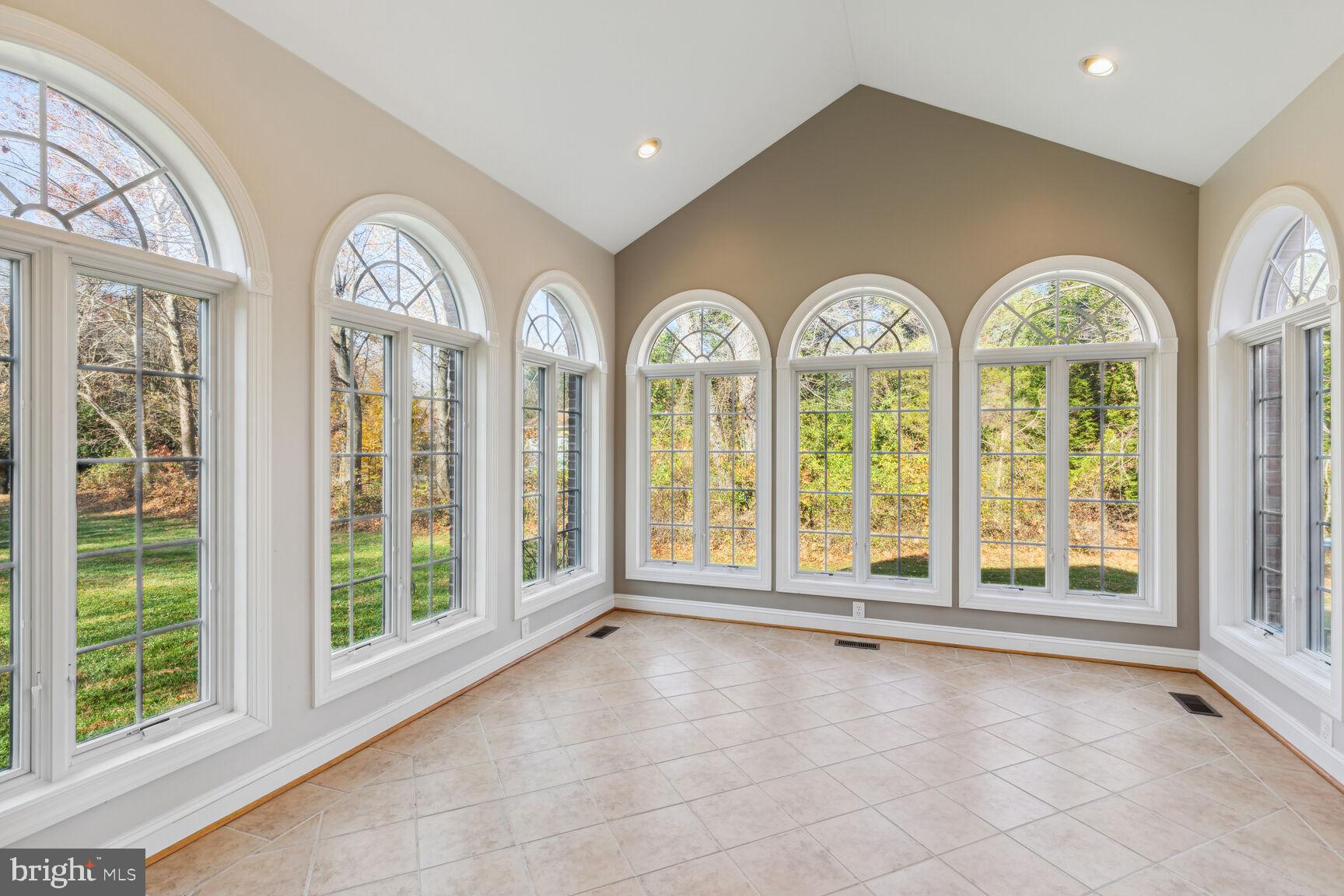 KALMIA FARMS - Residential